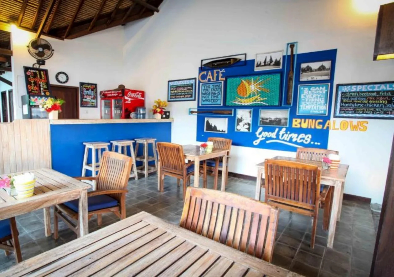 Bale Sampan Bungalows