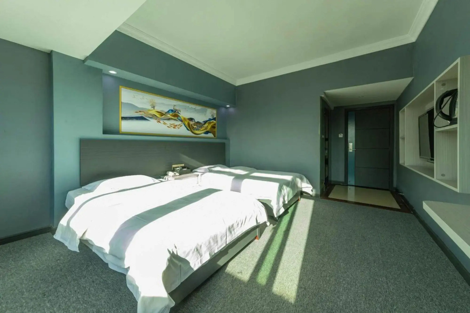 Mazhang Junfu Business Hotel