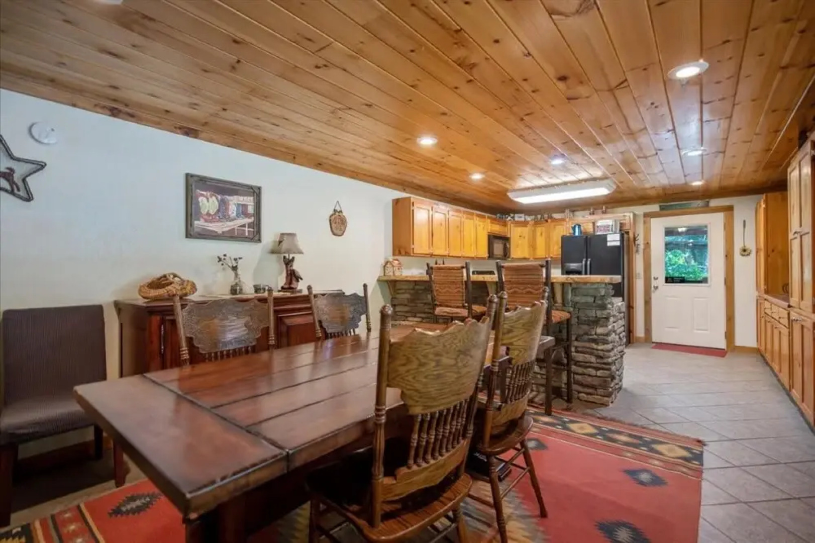Cowboy Cabin - Gorgeous Unique Mountain Cabin With Creek Porch Pool Table