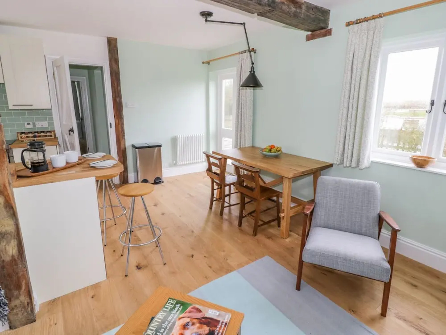 Wigrams Canalside Cottage