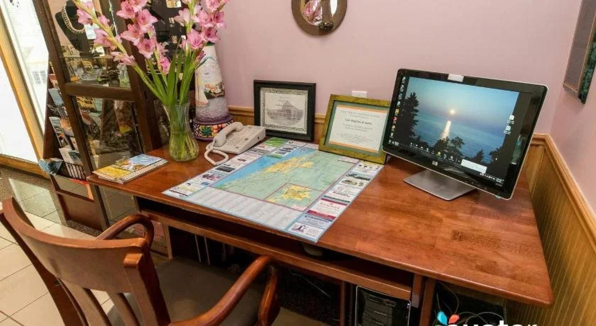 Lake Bluff Inn and Suites