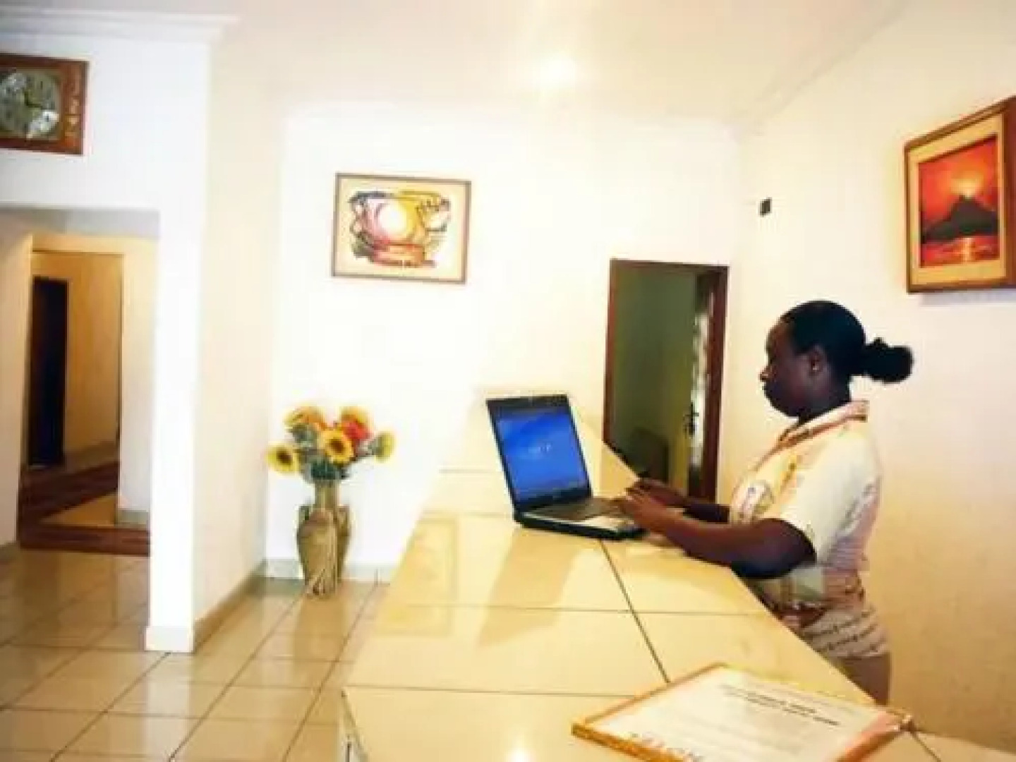 First International Inn Newtown