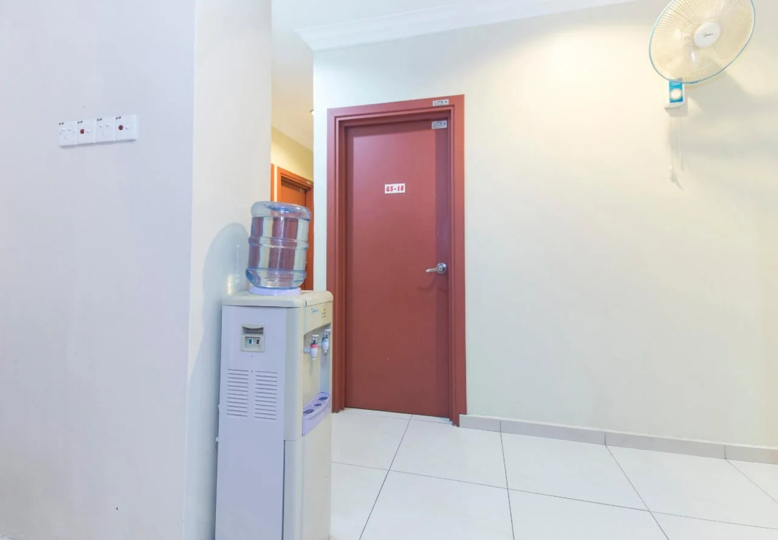 OYO 425 Hotel GS Inn