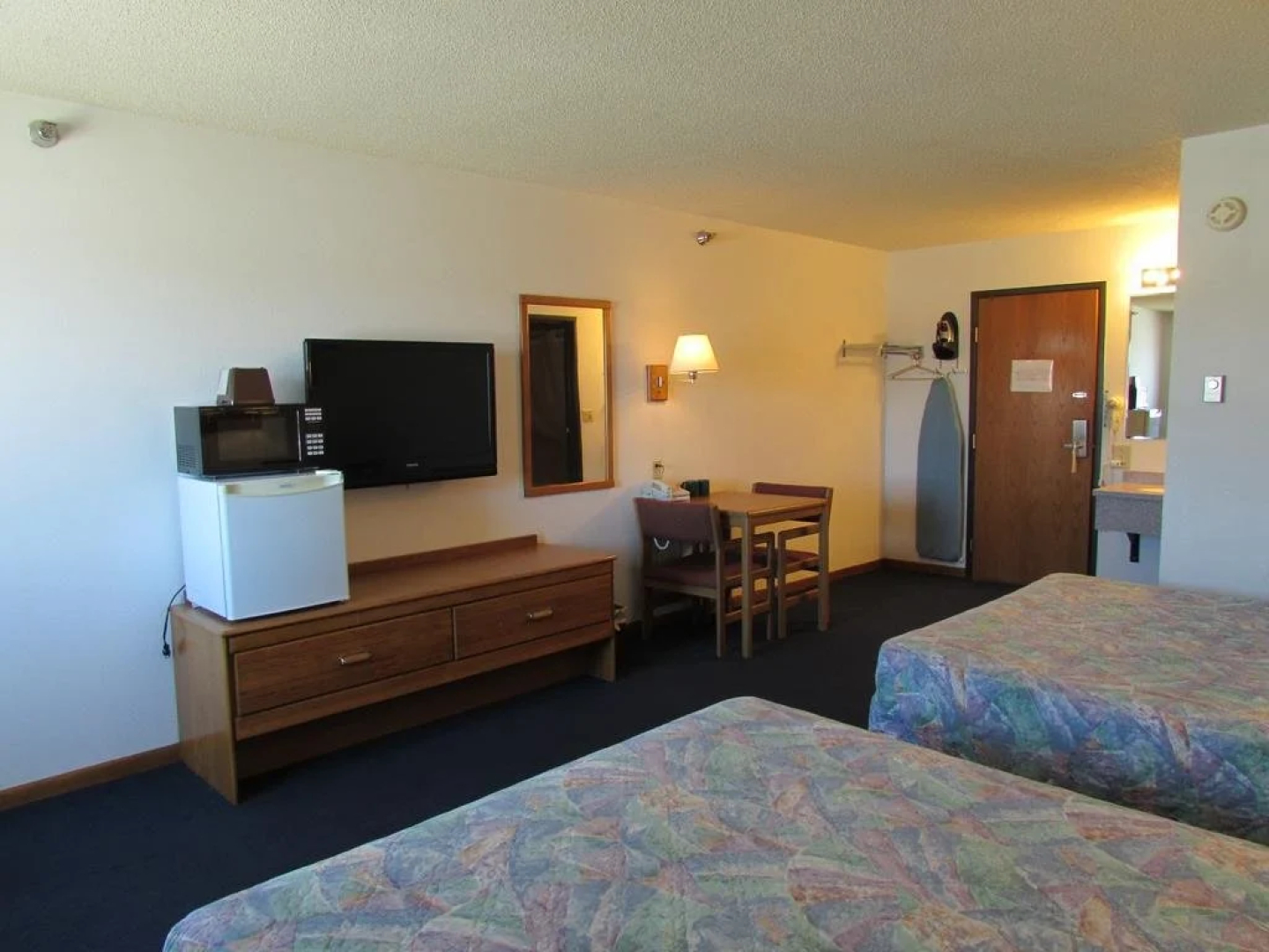 AmeriVu Inn Warroad