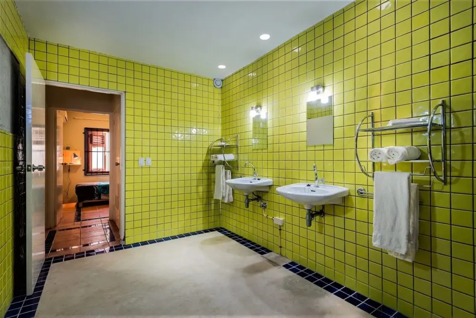 Shiloh's Guesthouse Curacao