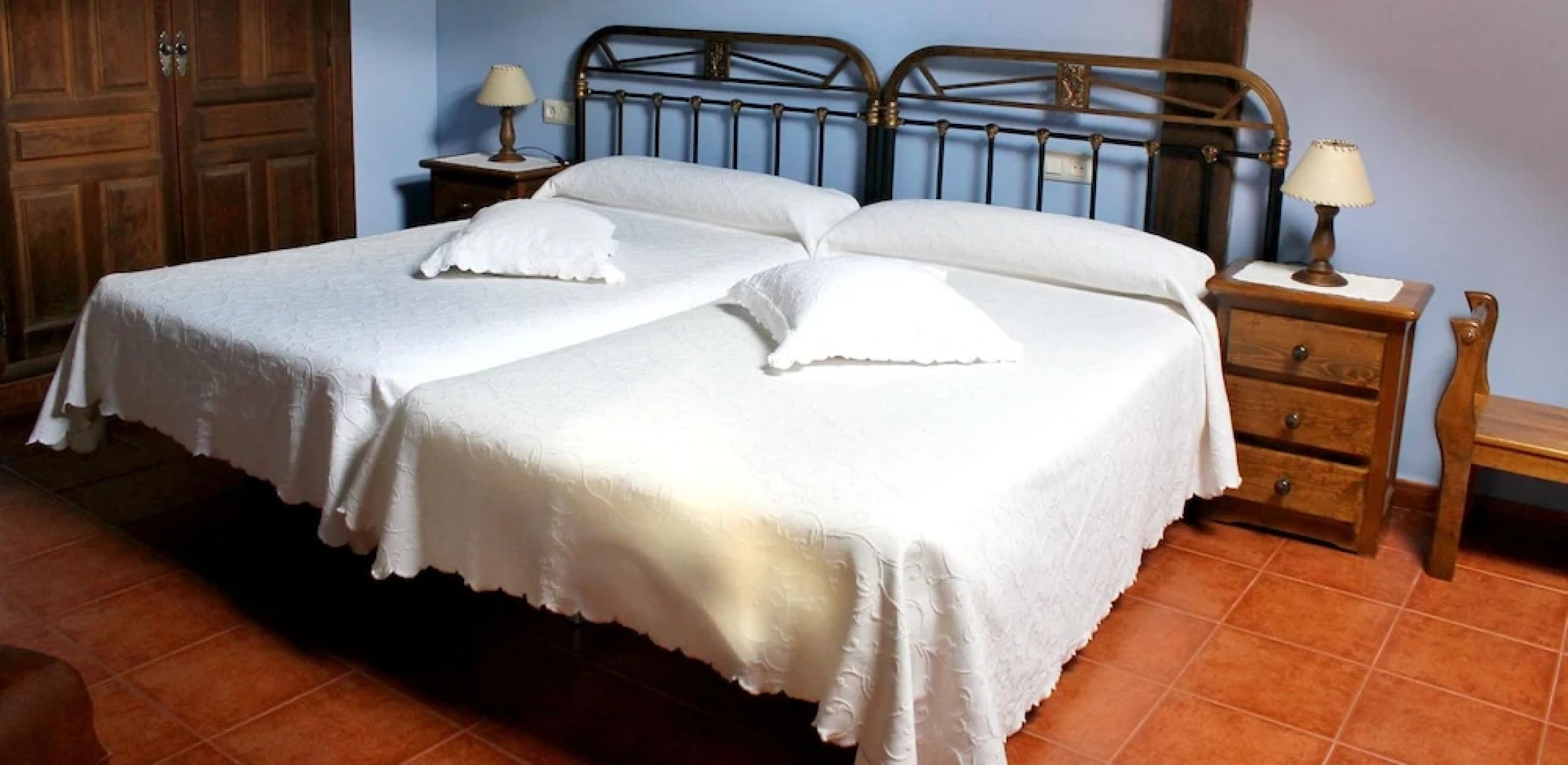 House With 5 Bedrooms in Cabezuela del Valle, With Balcony and Wifi -