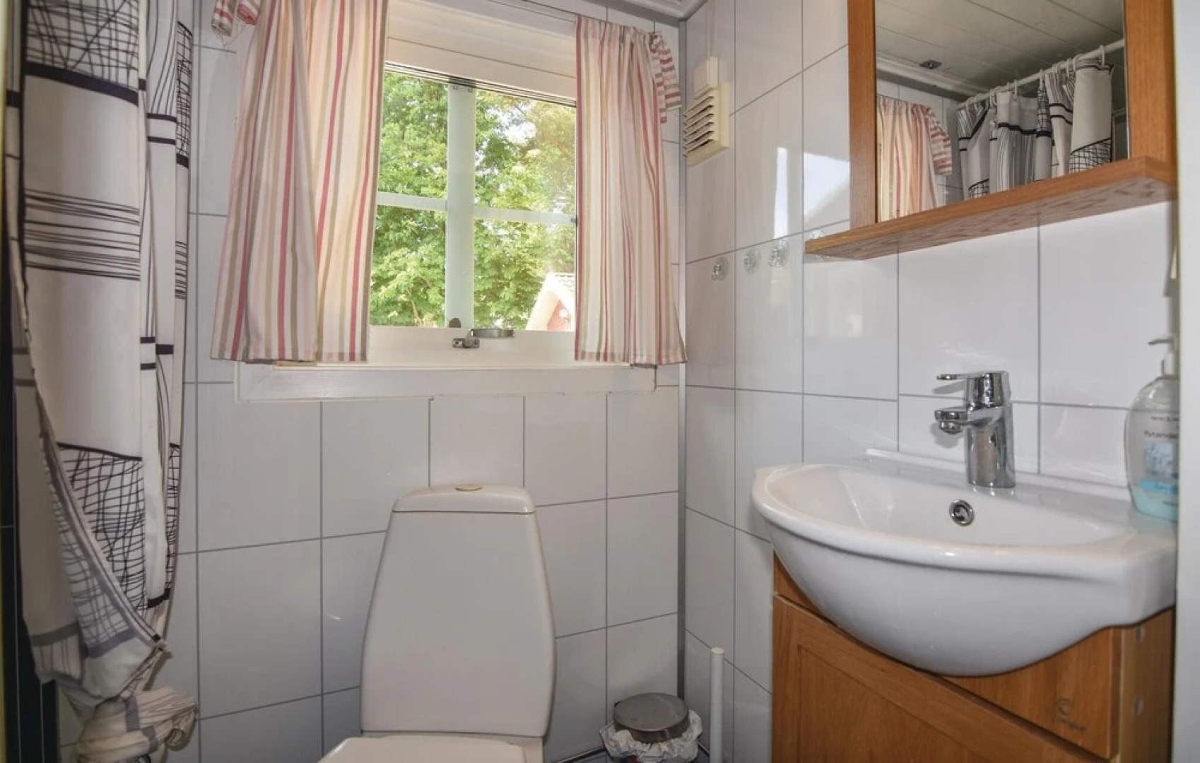 Stunning Home in Munkedal With 2 Bedrooms and Wifi