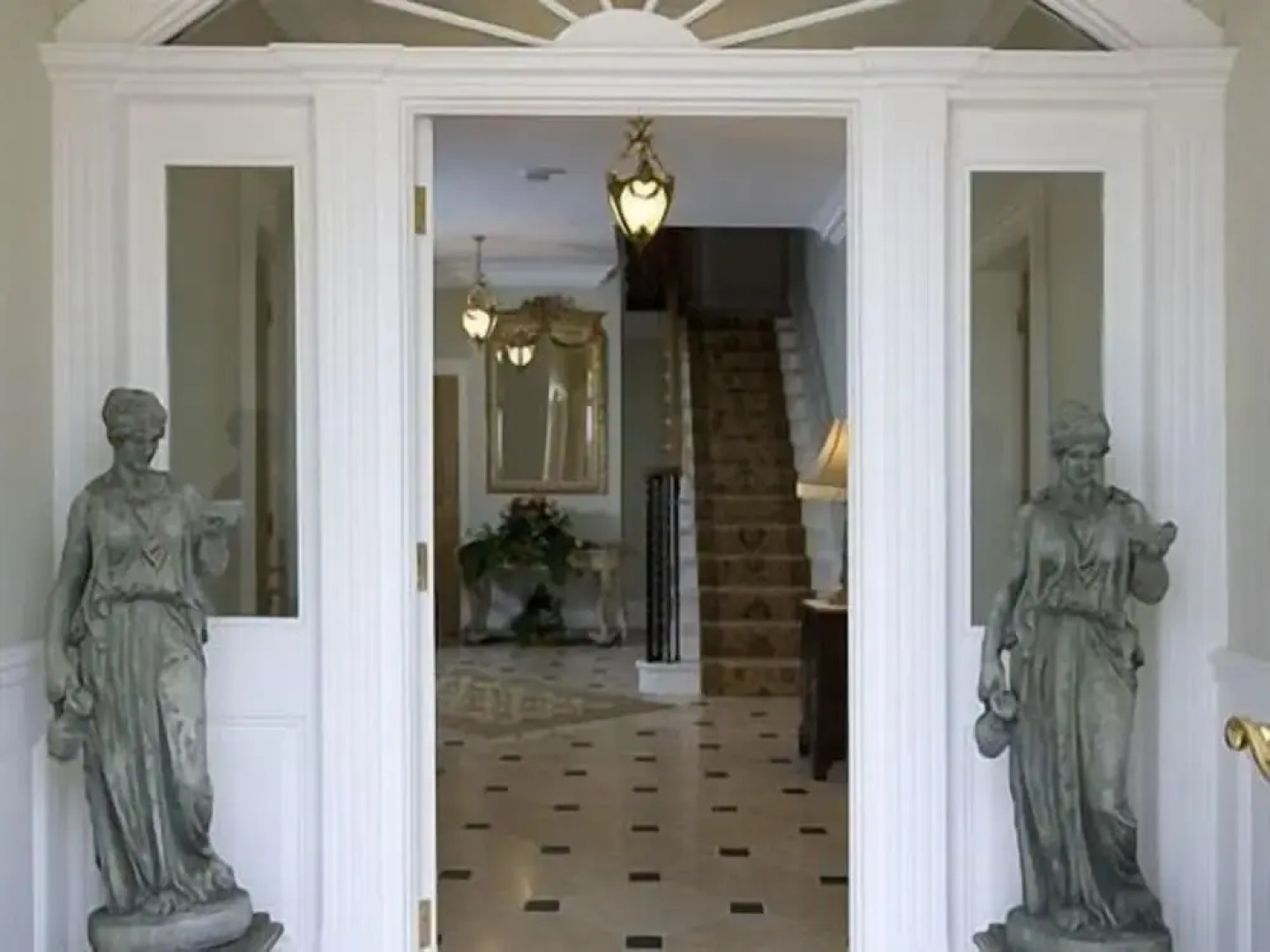 West Longridge Manor B&B