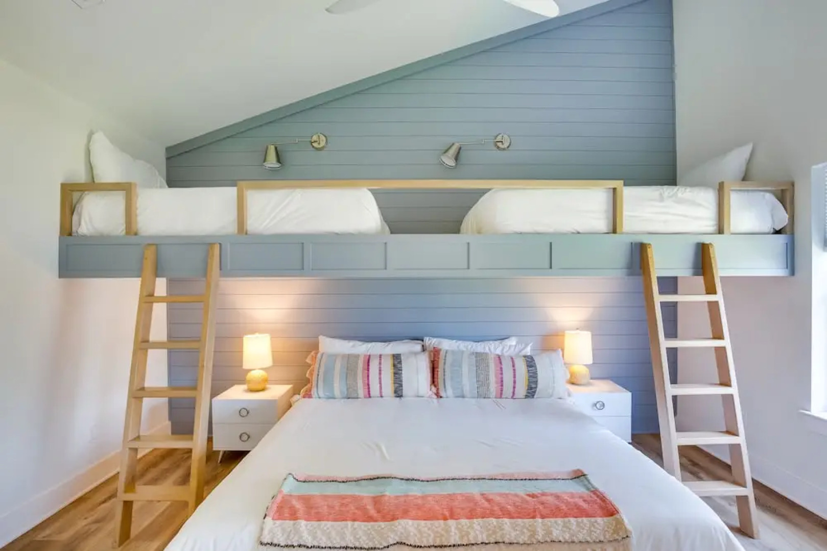 On Cedar Creek Reservoir: Malakoff Home w/ Pool!