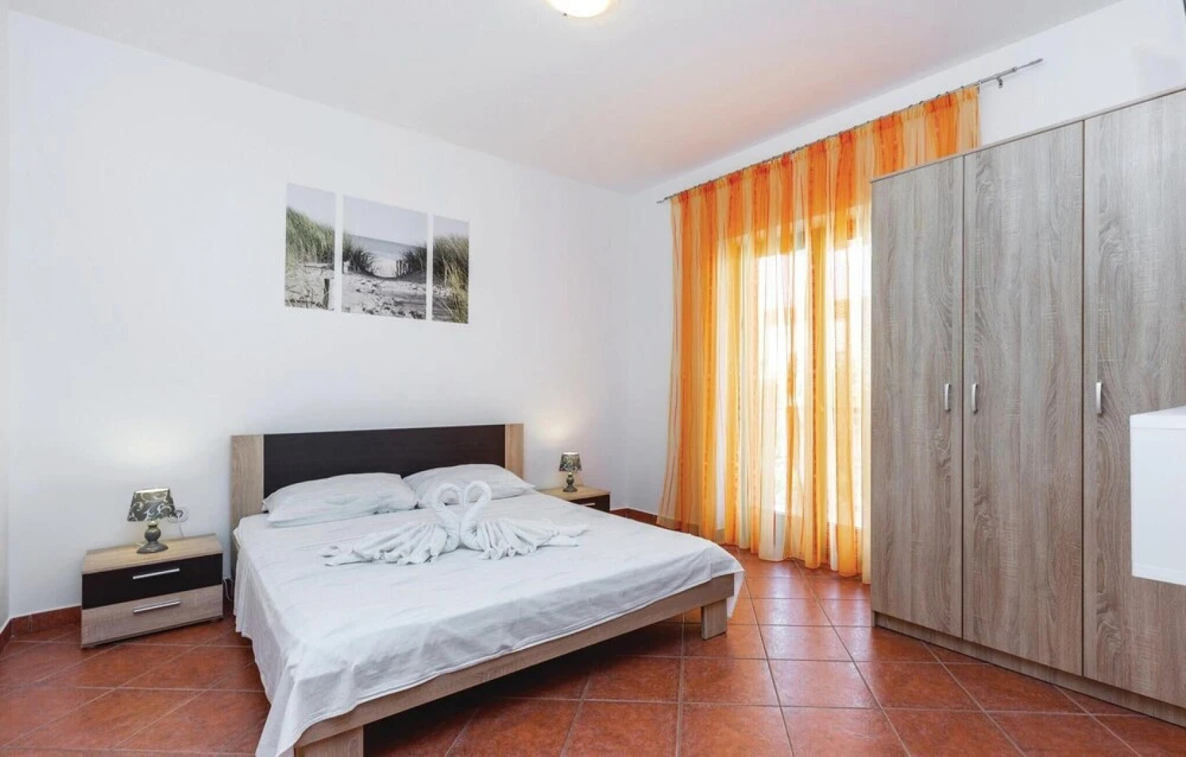 Amazing Home in Jadranovo With Wifi and 2 Bedrooms