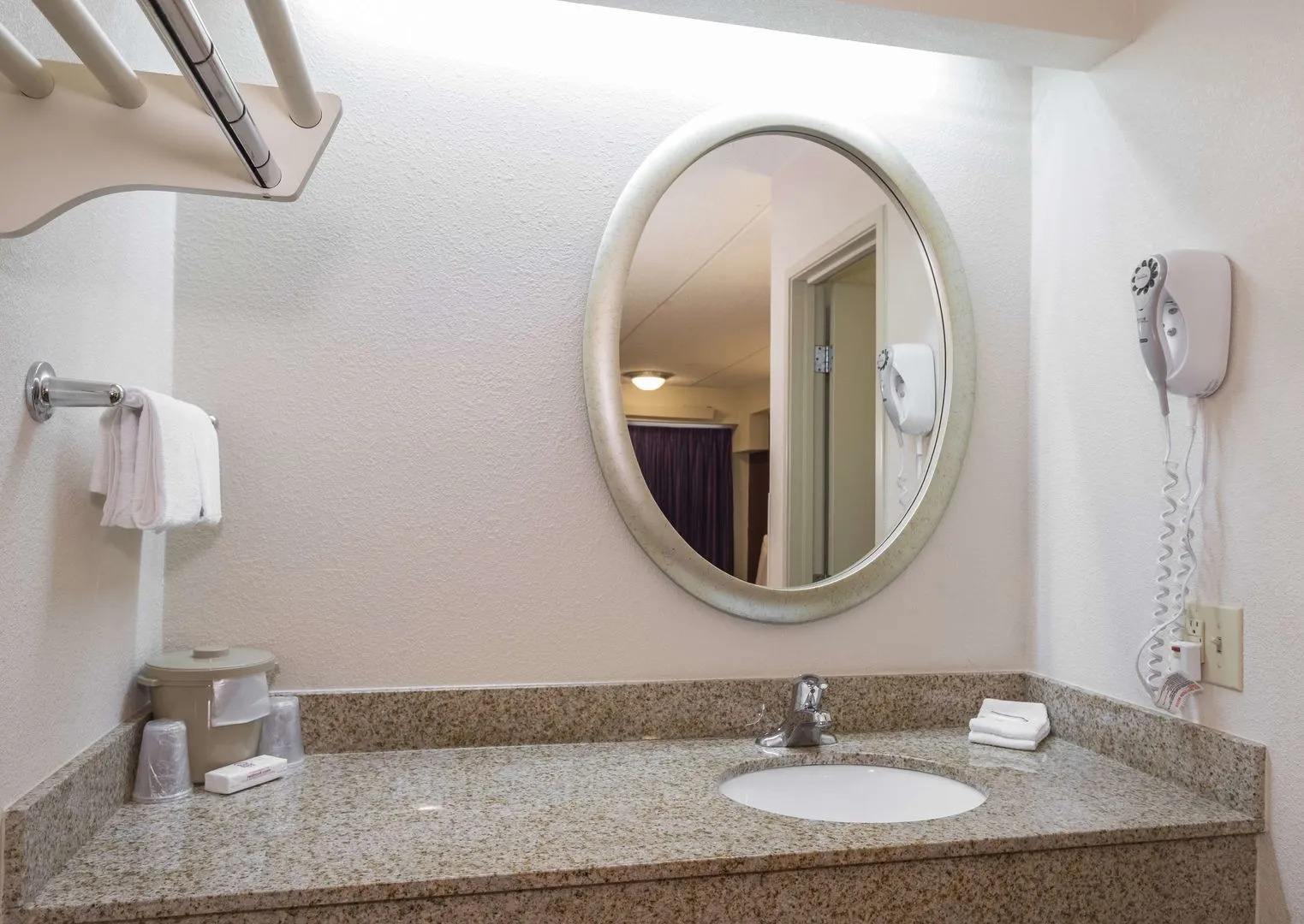 Red Roof Inn Hickory