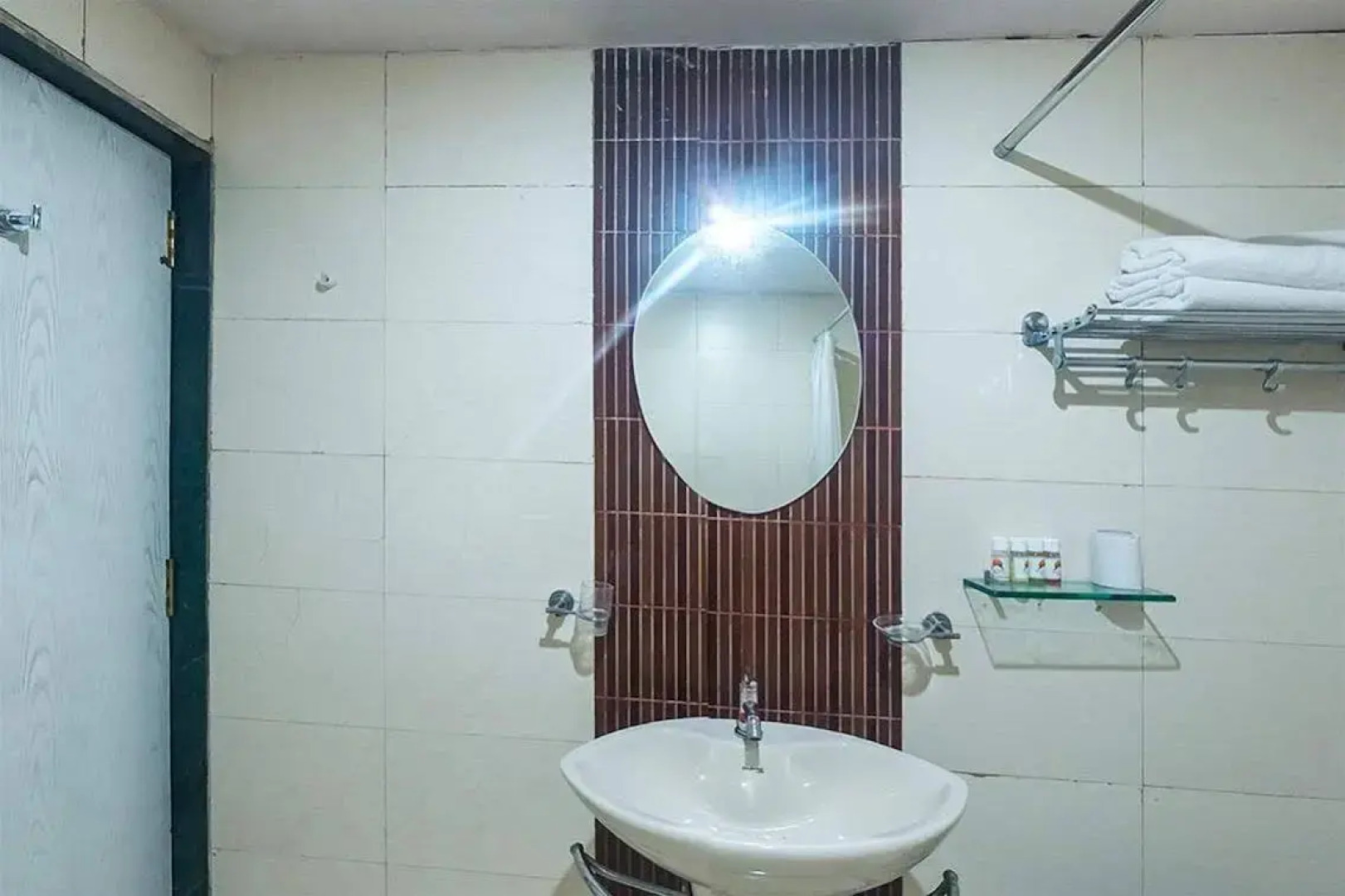 Camel Valley Resort & Spa