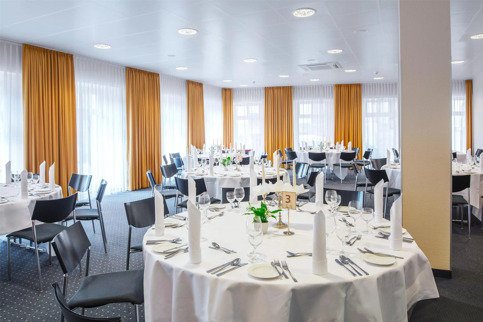 Arvena Reichsstadt Hotel