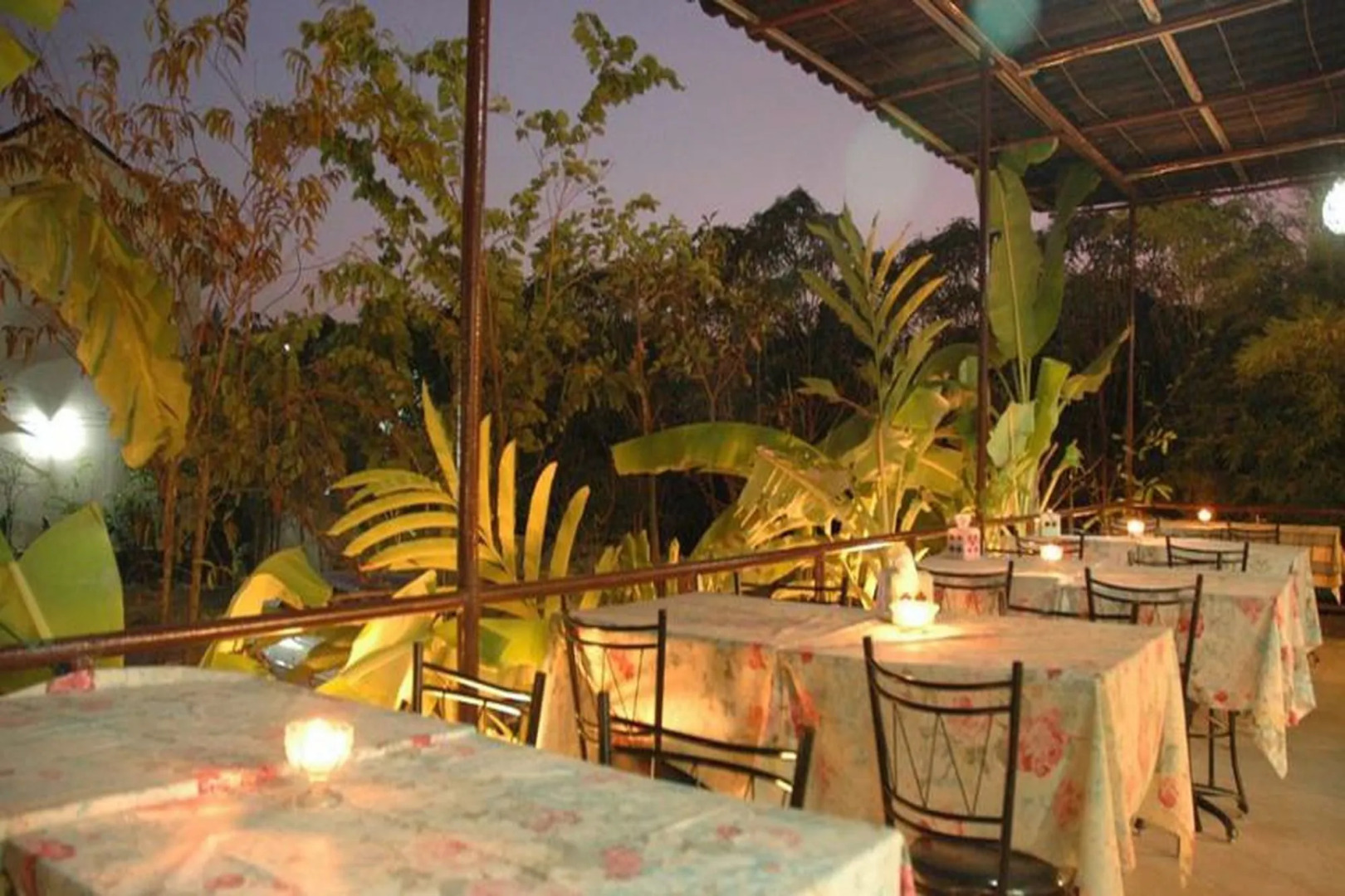 Chayada Garden House and Resort Hotel