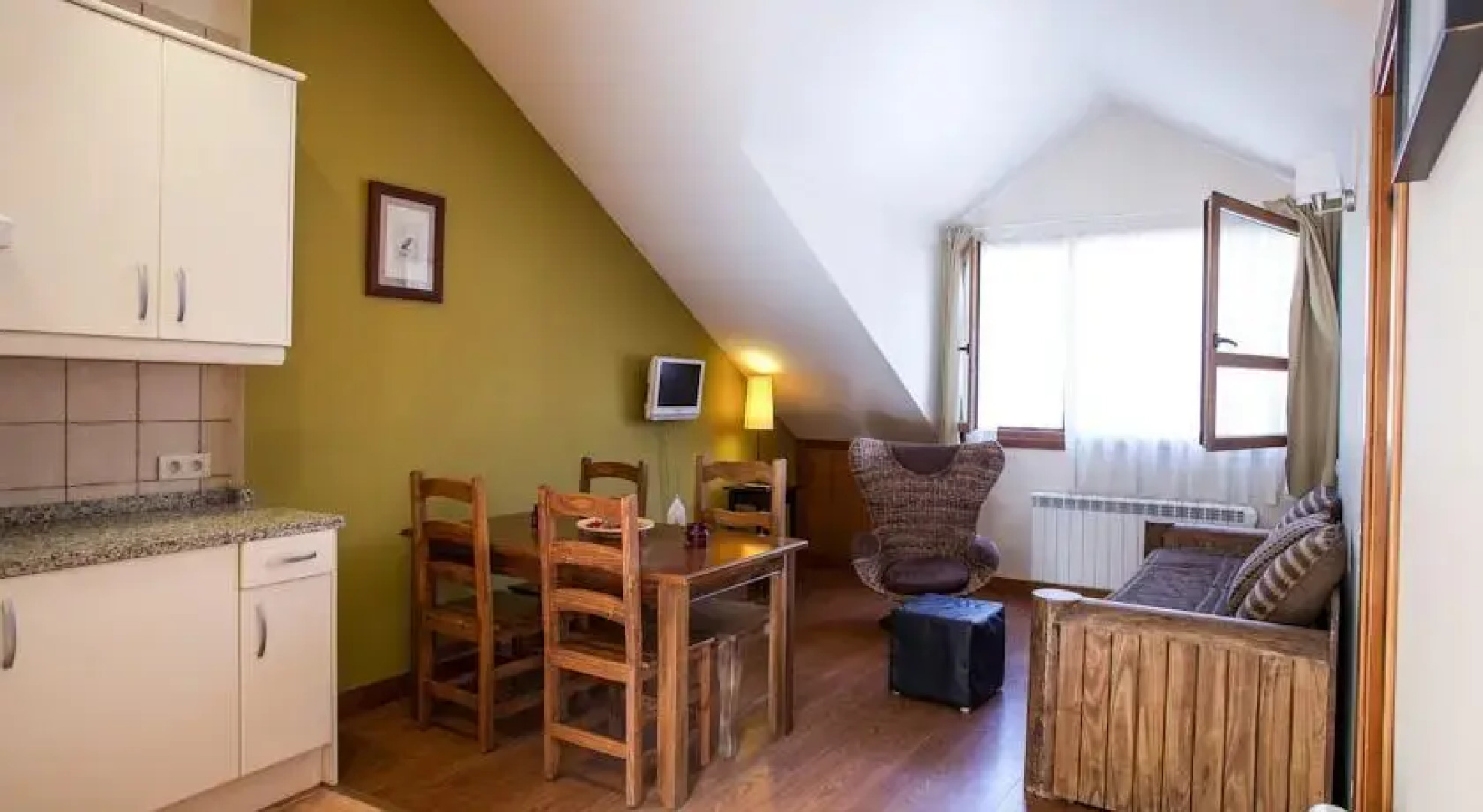 Apartamentos Turisticos Cuirgu