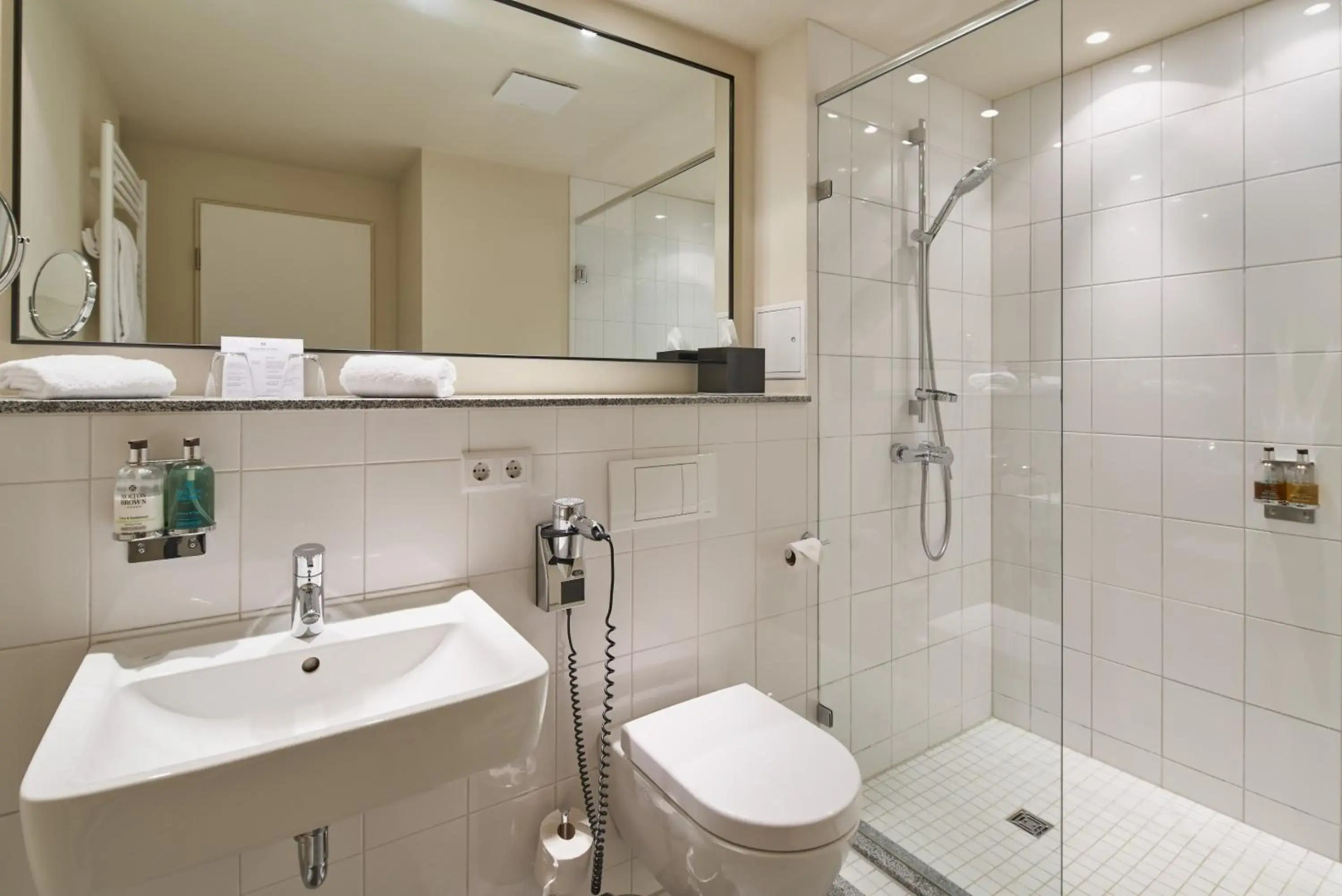 Mondrian Suites Berlin Checkpoint Charlie