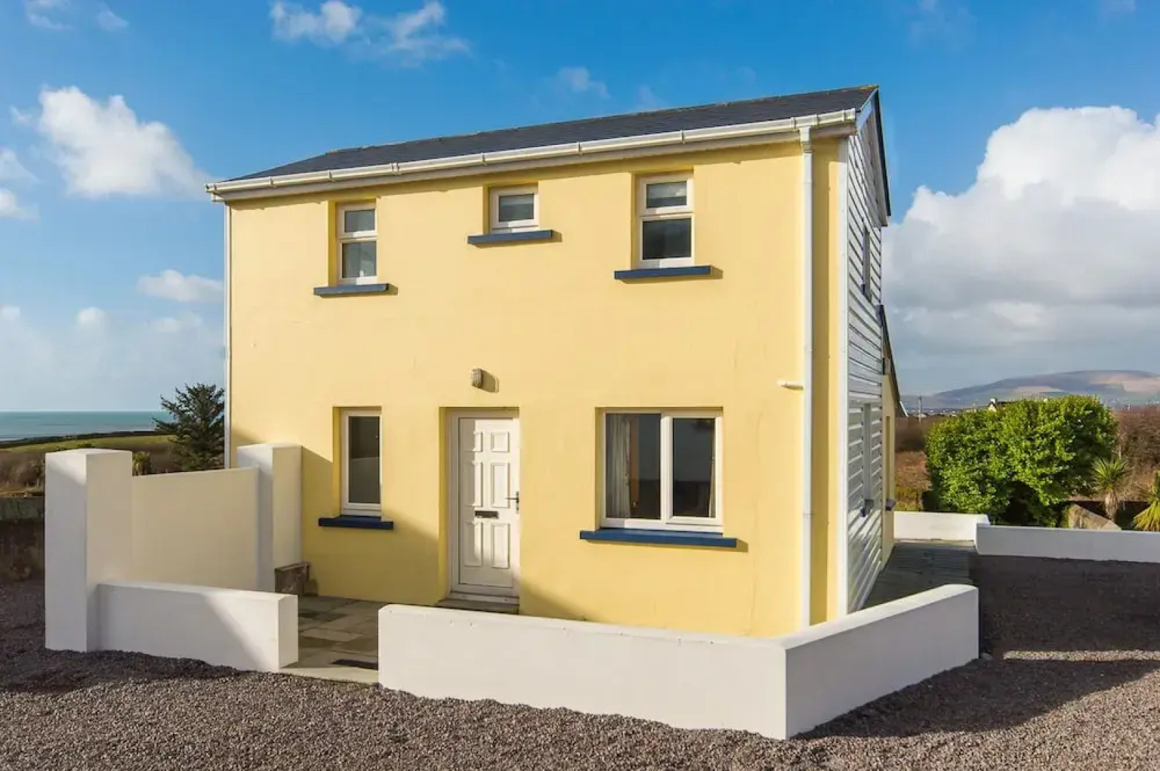 Cosy two Bedroom Cottage in Waterville With sea Views