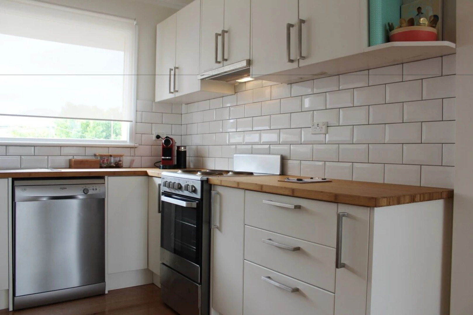 Newly Renovated Villa - Waters Edge