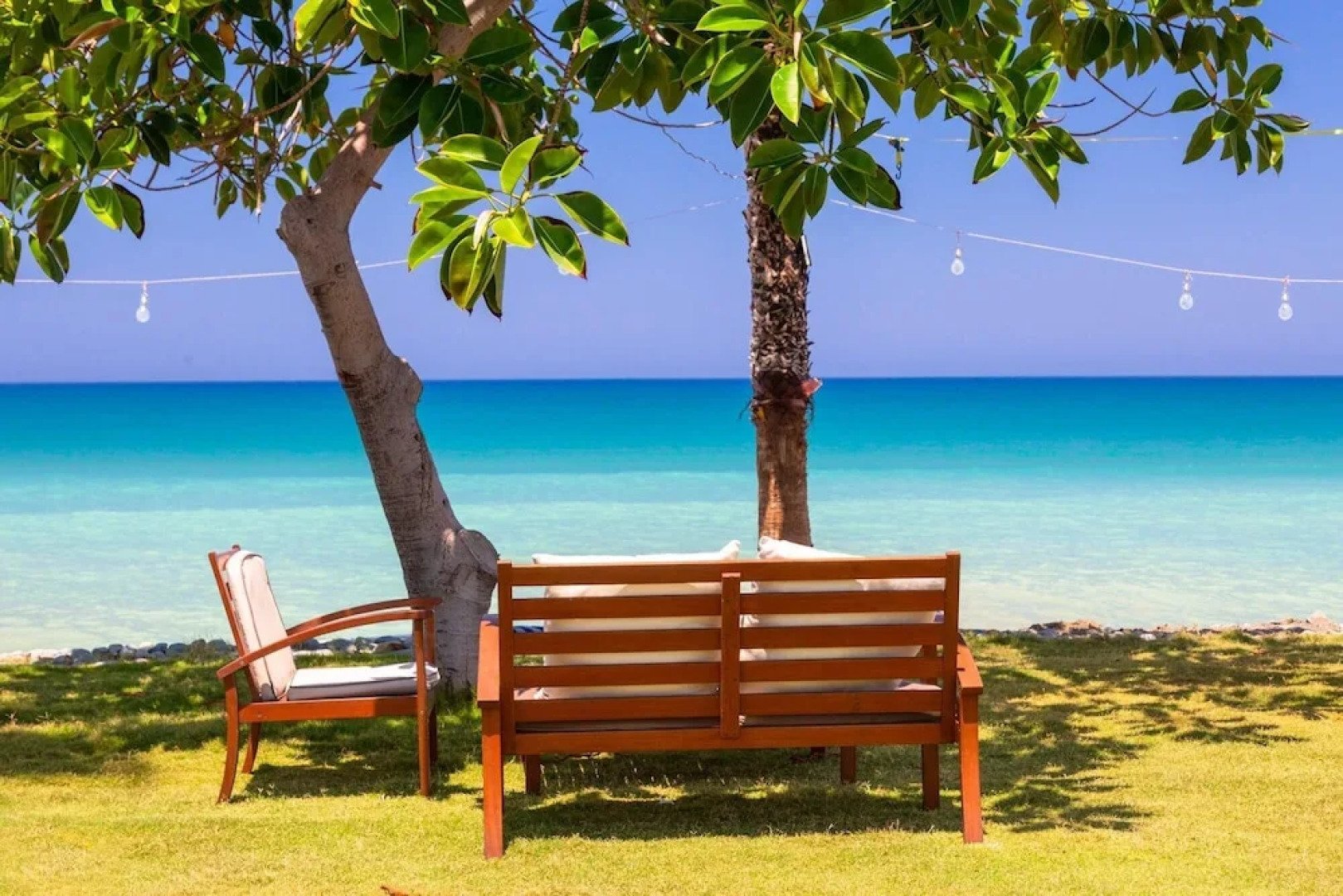 Villa Jan Lui Large Private Pool Walk to Beach Sea Views A C Wifi Eco-friendly - 3296