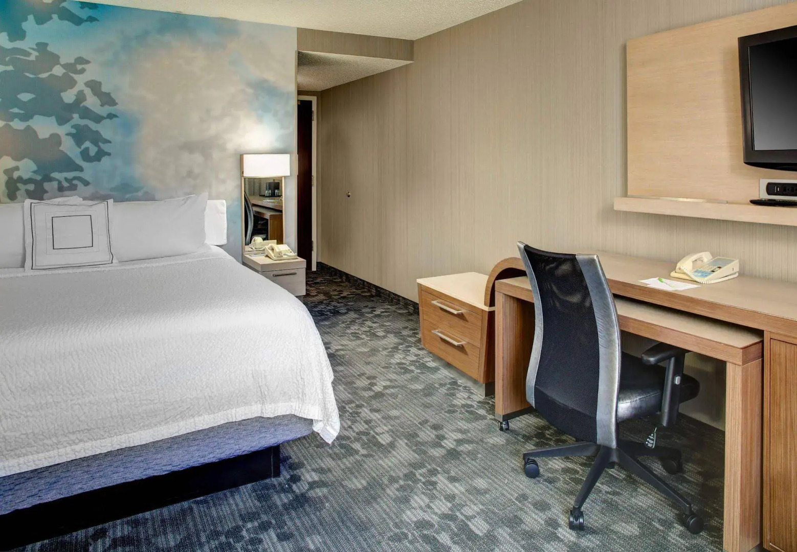 Courtyard by Marriott Cleveland Airport South