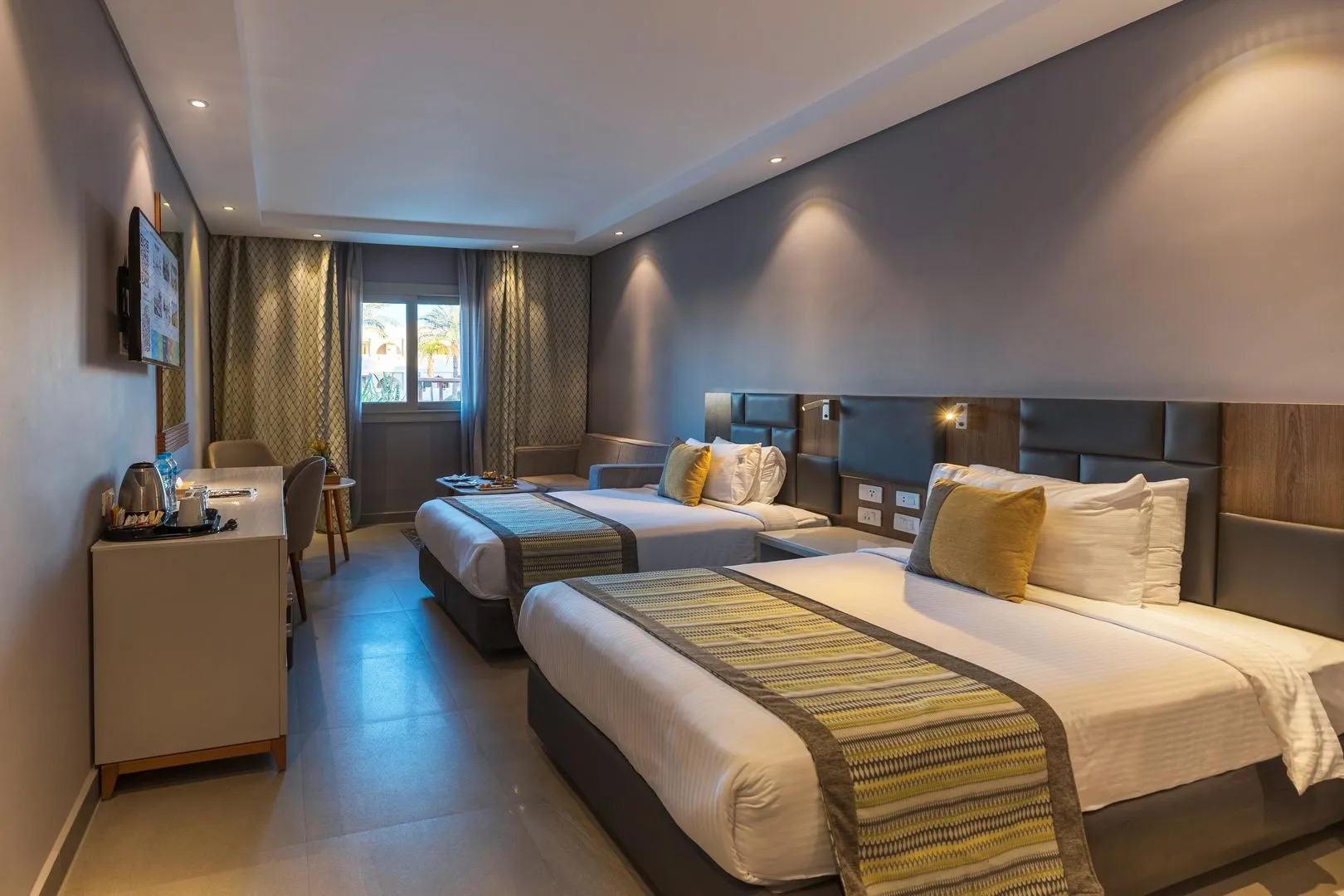 Sunrise Diamond Beach Resort - Grand Select