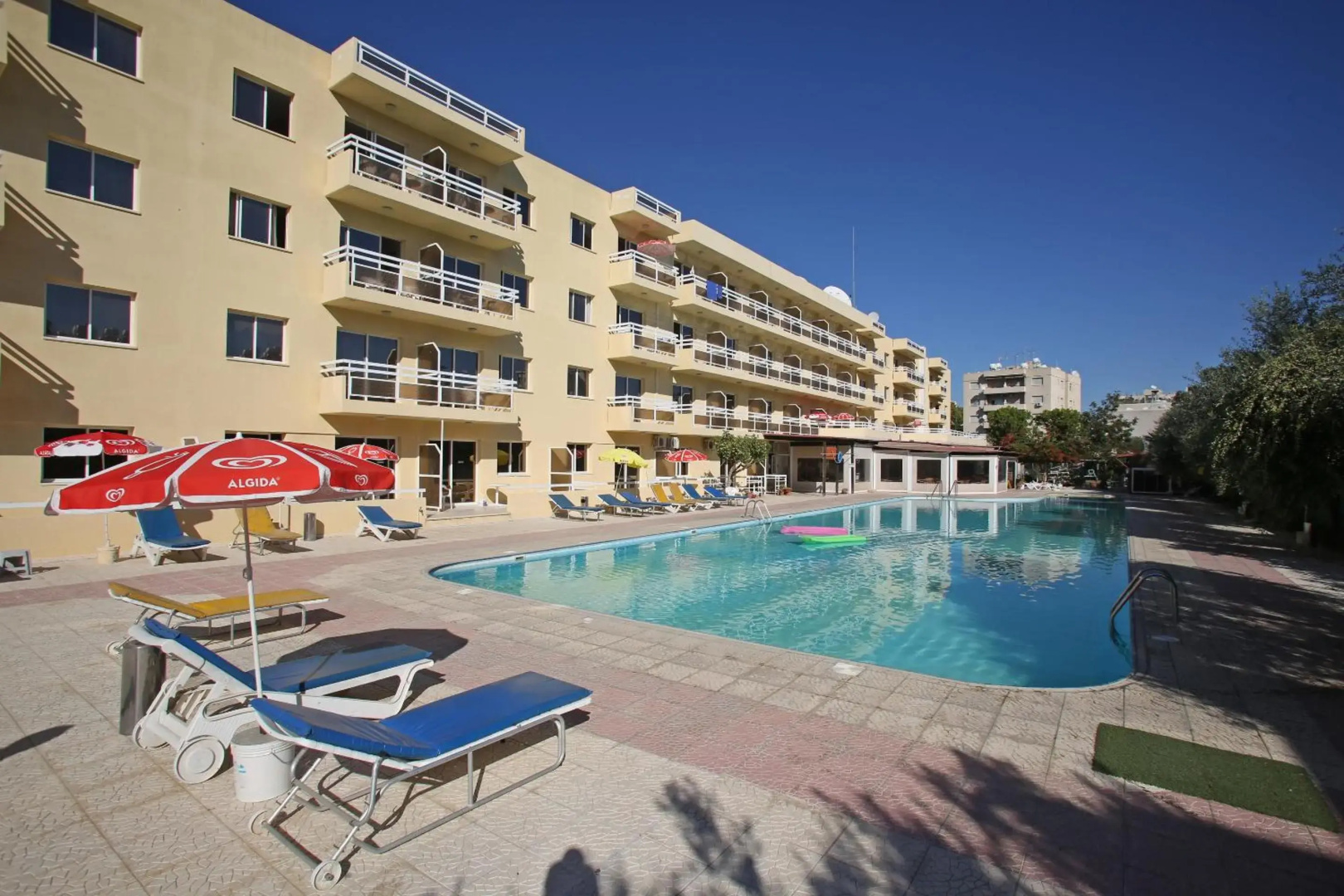 Sunquest Gardens Holiday Resort