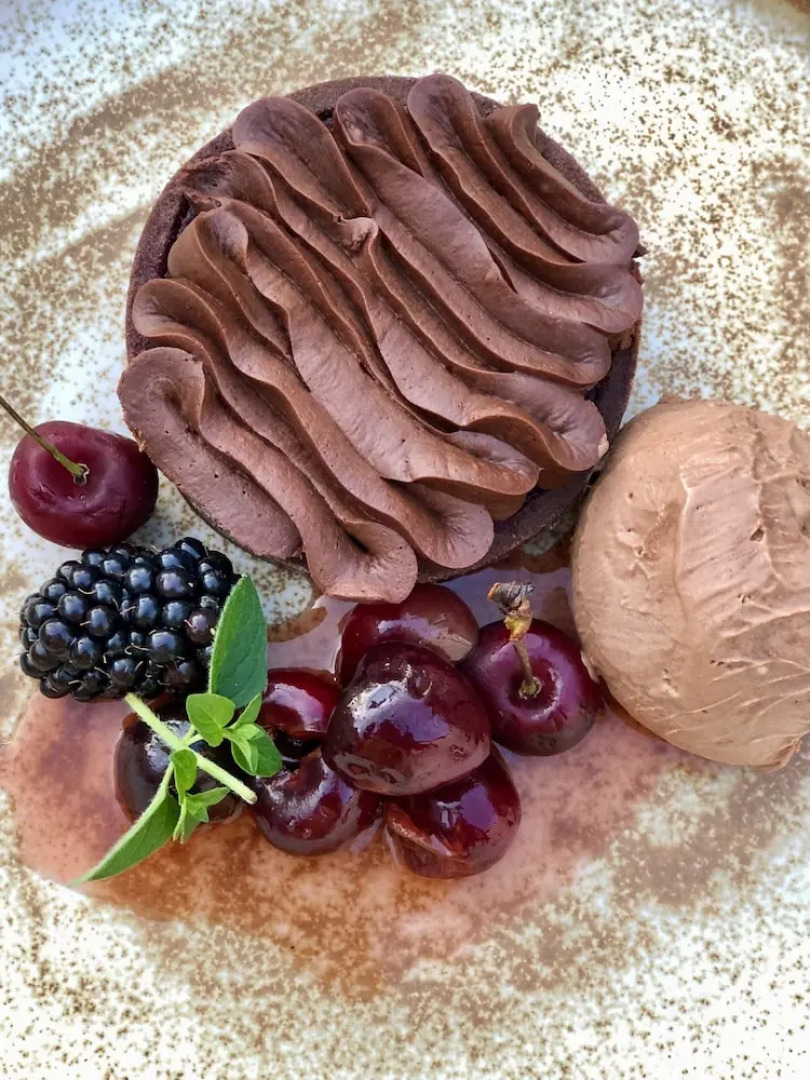 Farthings Hotel and Restaurant