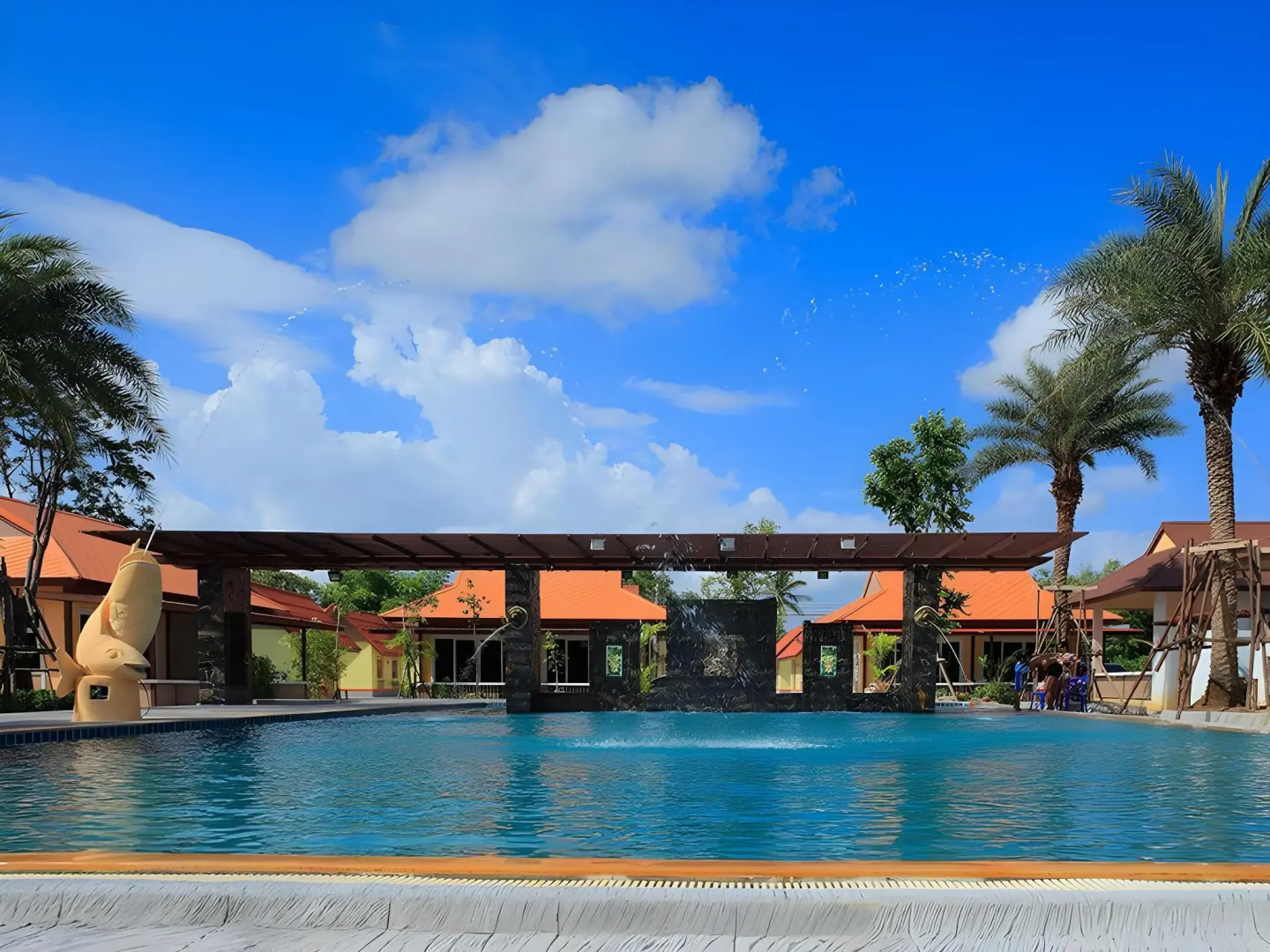 Pueanjai Resort and Restuarant