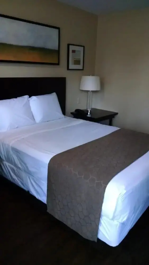 Extend a Suites Mobile Tillmans Corner