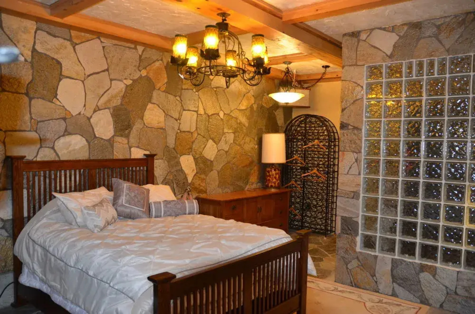 Where Eagles Fly Bed & Breakfast