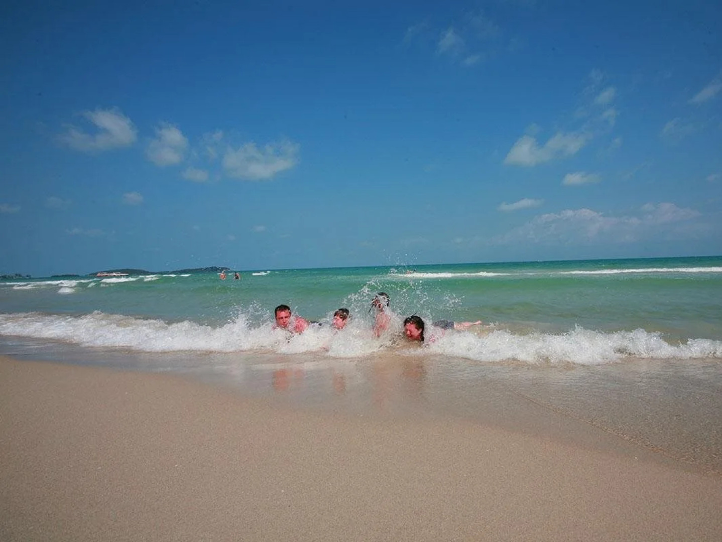 Chaweng Cove Beach Resort