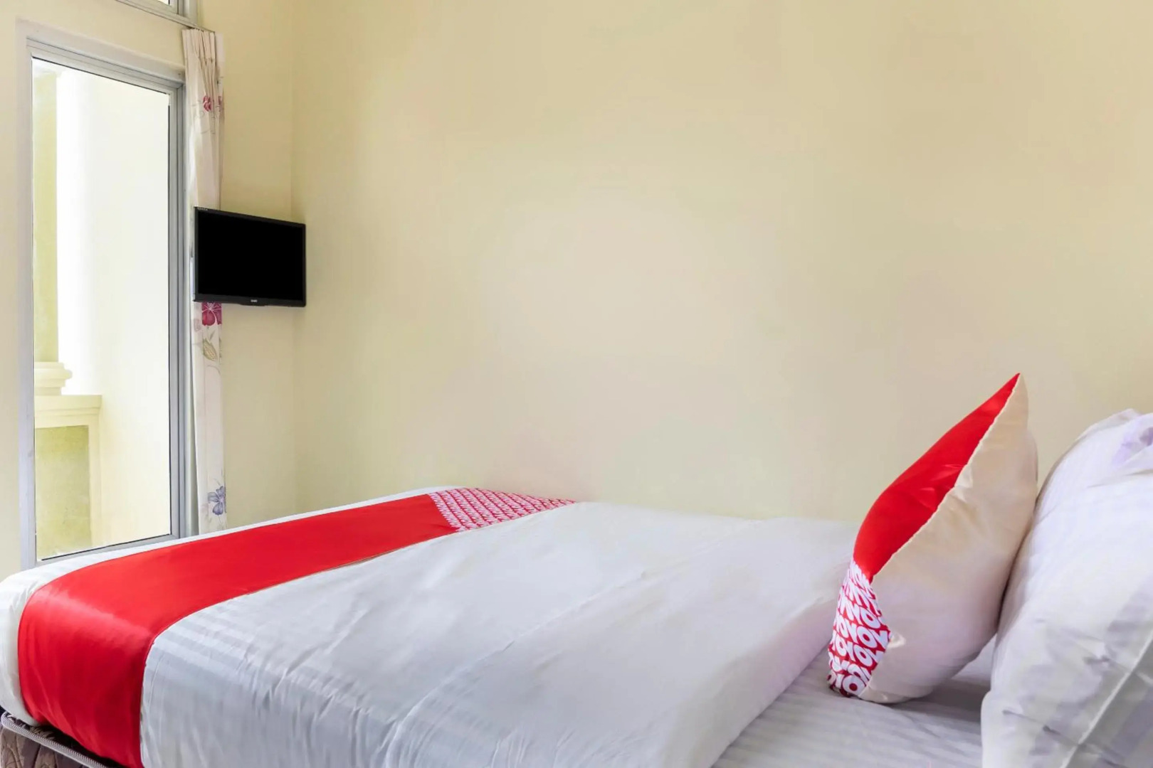 OYO 2950 Grand Suites Palace