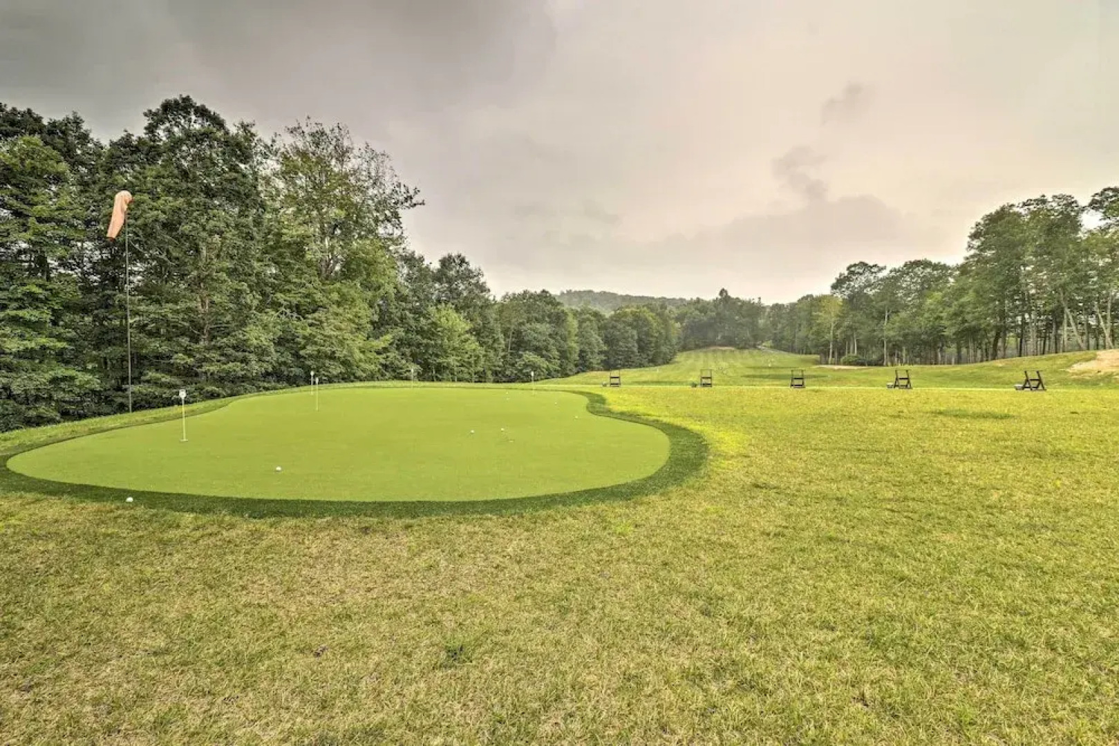 Serene Mountain Retreat! Rural Glenville Craftsman