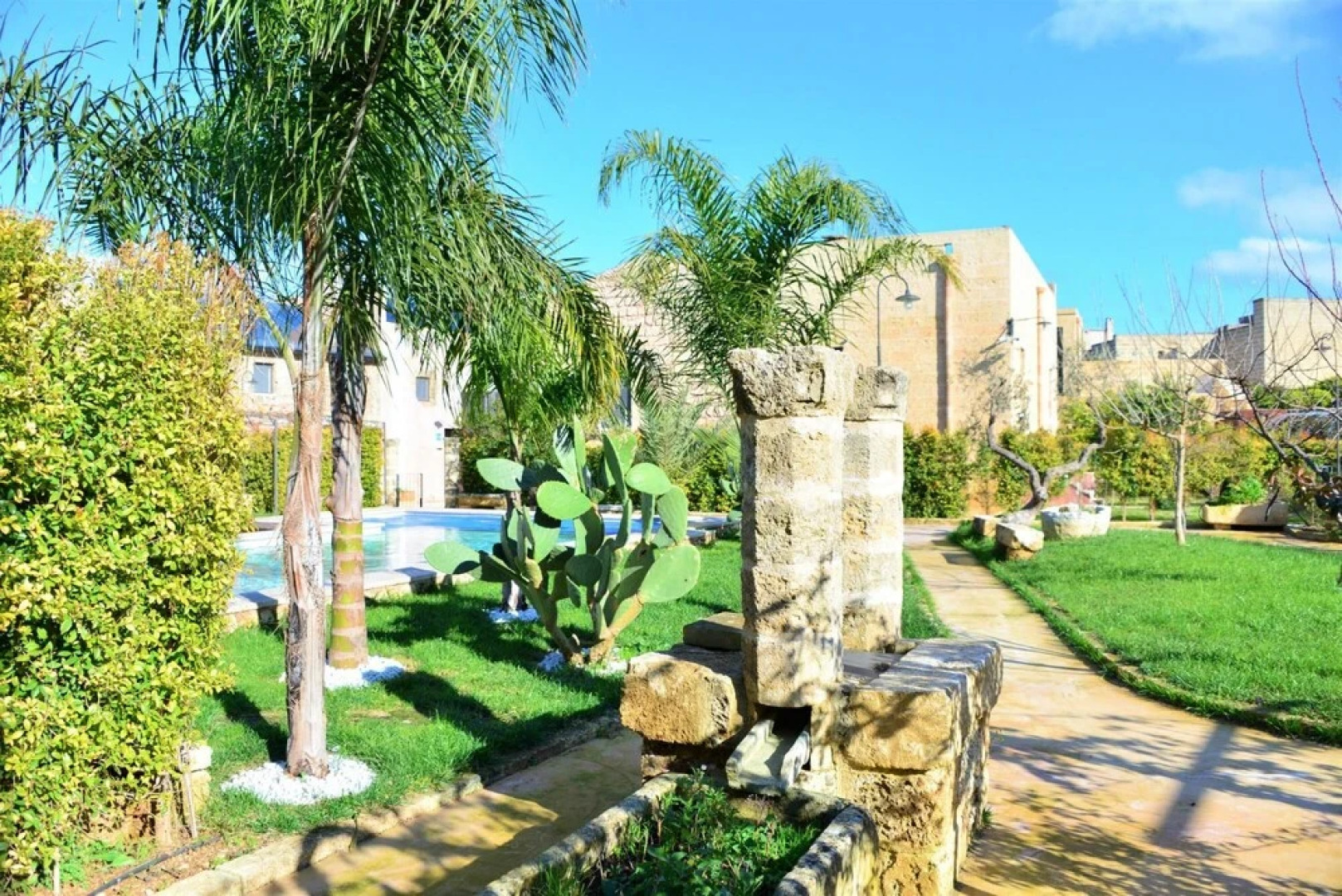 Pat016 in Pat With 8 Bedrooms and 8 Bathrooms