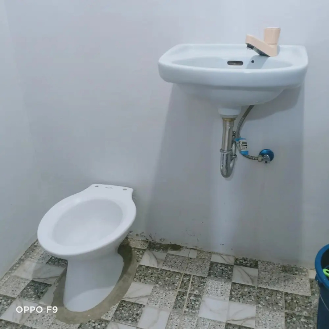 Honeycomb Tourist Inn