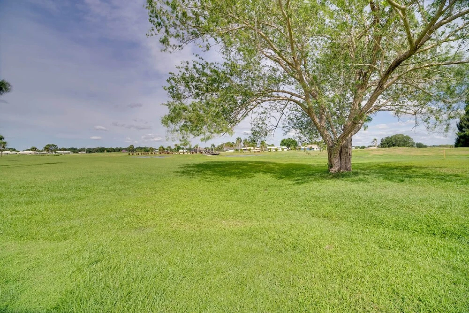 3 Mi to Lake: Peaceful Home w/ Grill in Sebring