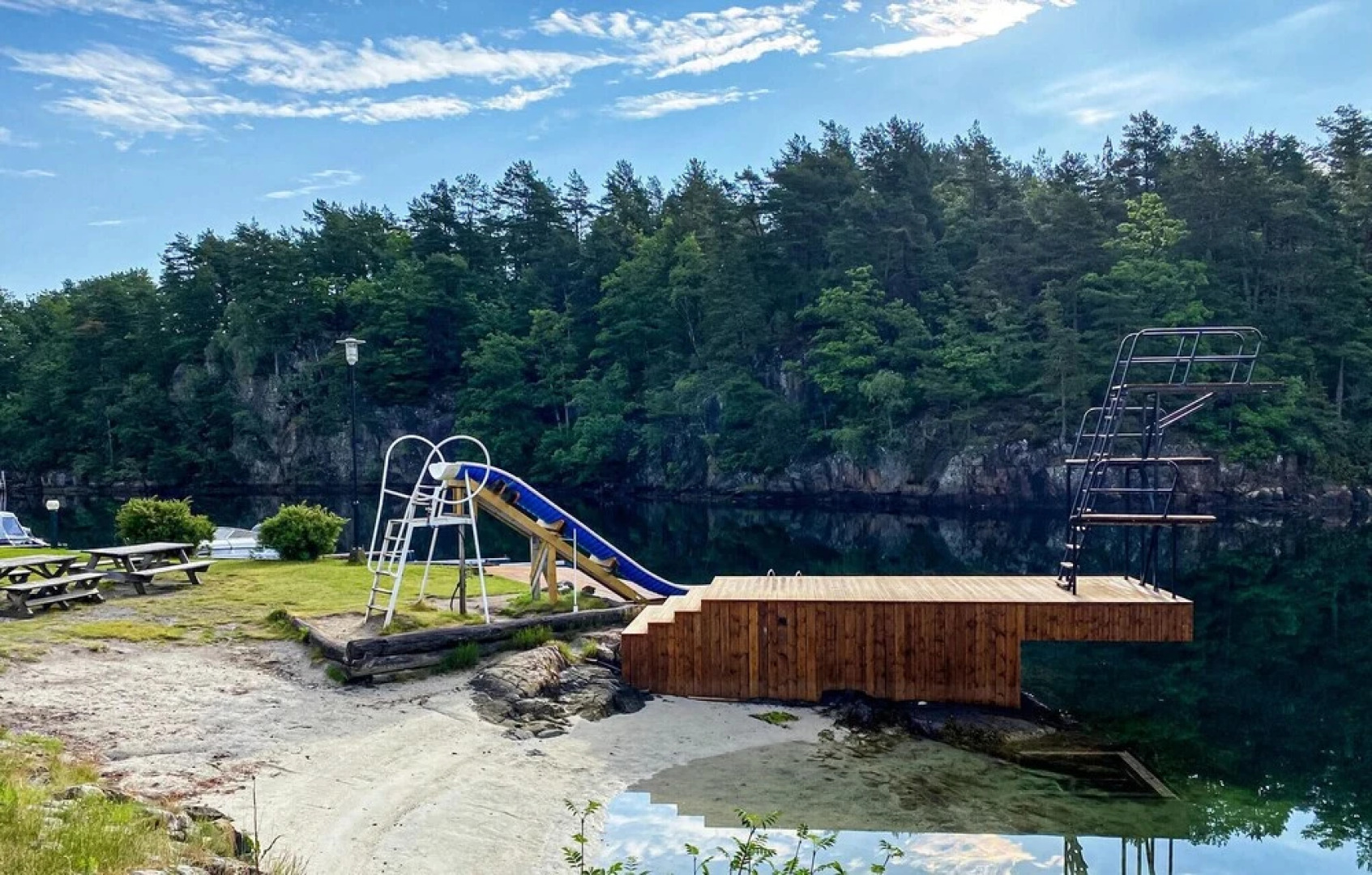 Beautiful Home in Tvedestrand With 3 Bedrooms and Wifi