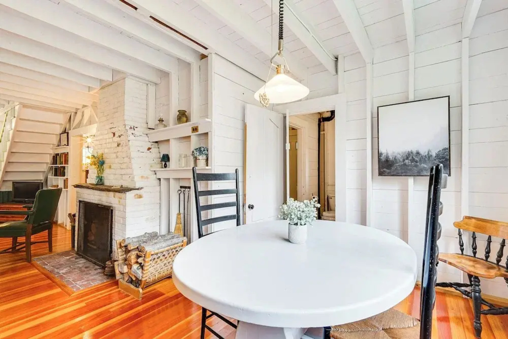 Rustic Marlboro Cottage: 4 Mi to Lake Raponda!