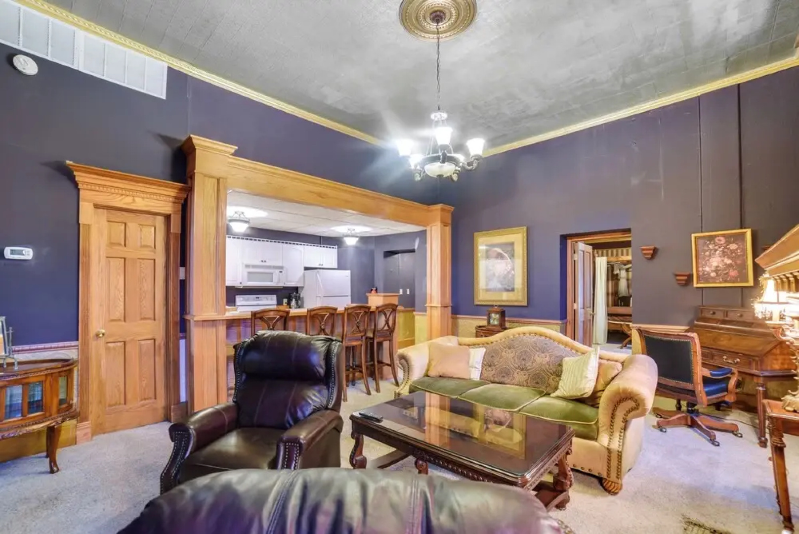 Yankton Apt: 1 Mi to Mount Marty University!