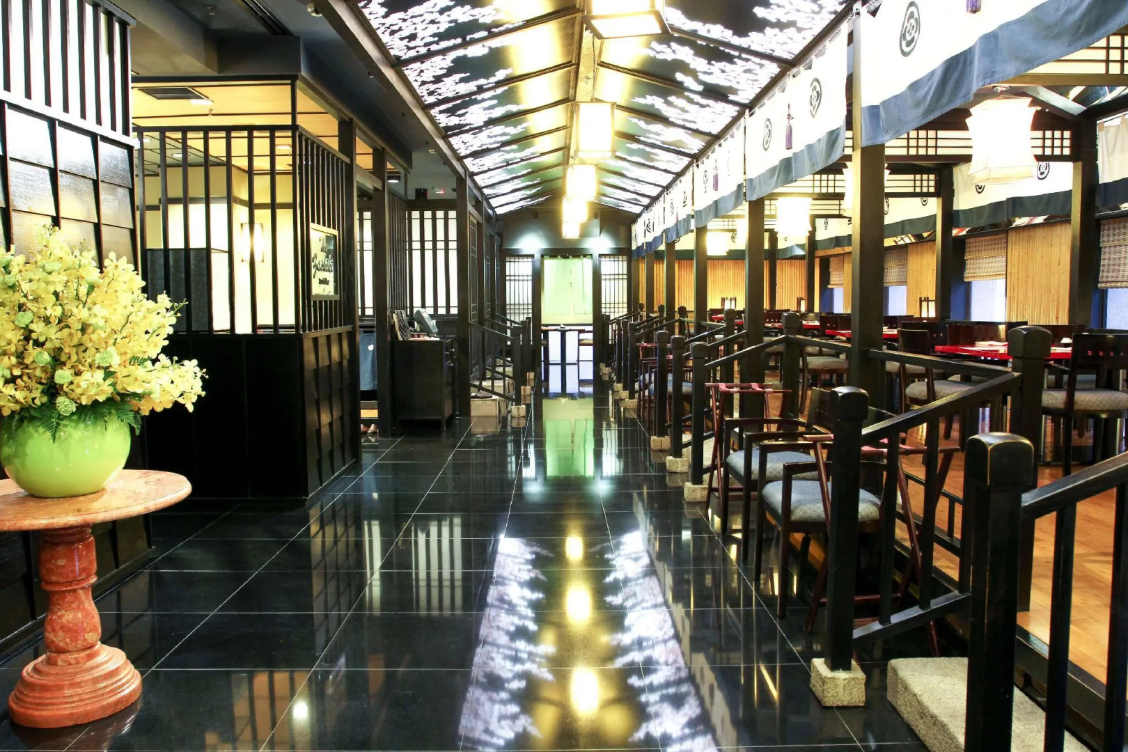 Lotte Hotel Saigon