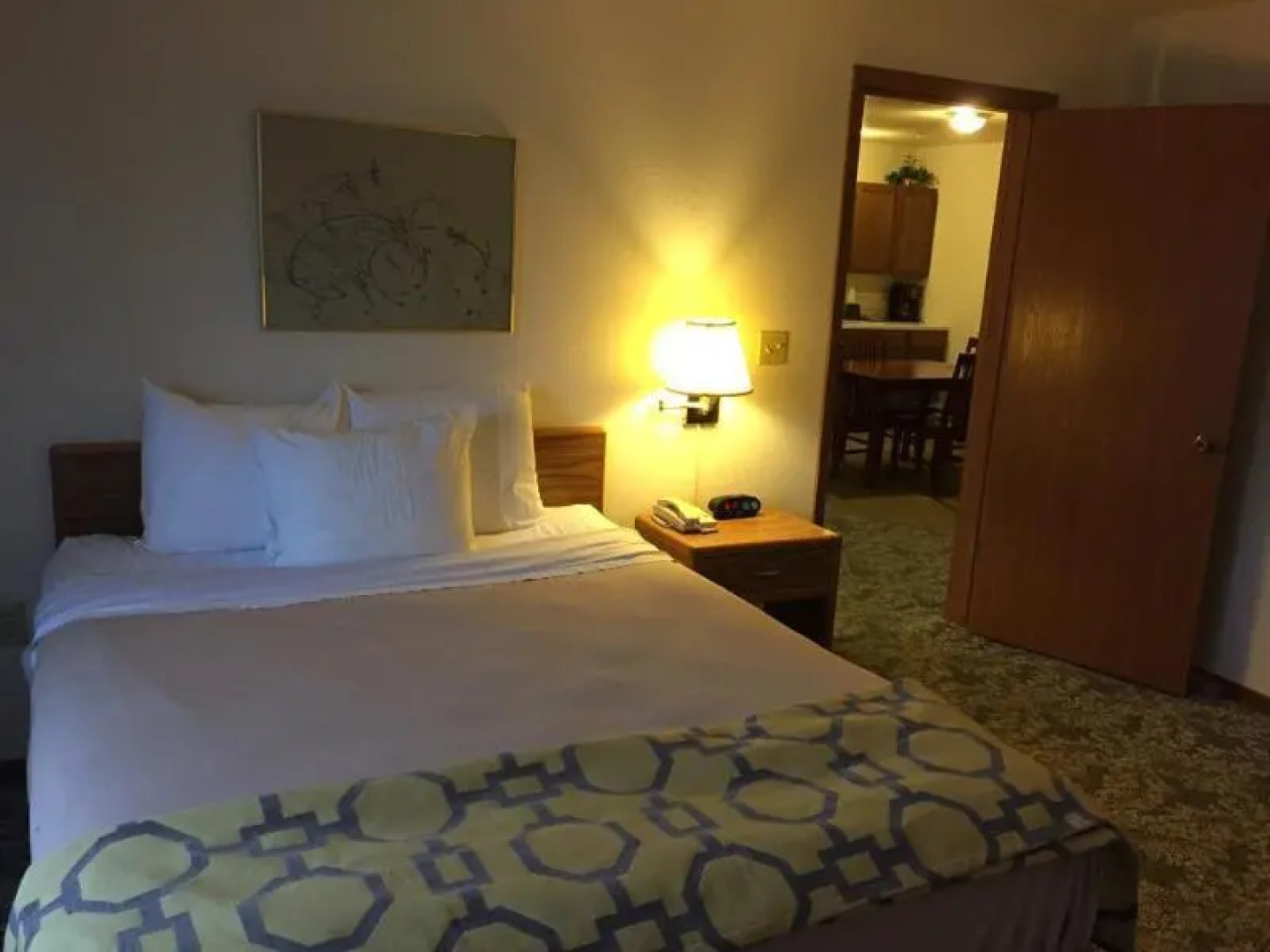 Baymont Inn & Suites ESCANABA