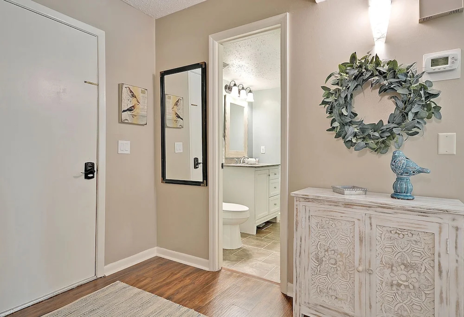 Coastal Chic Villa 2 Bedrooms 2 Bathrooms Villa