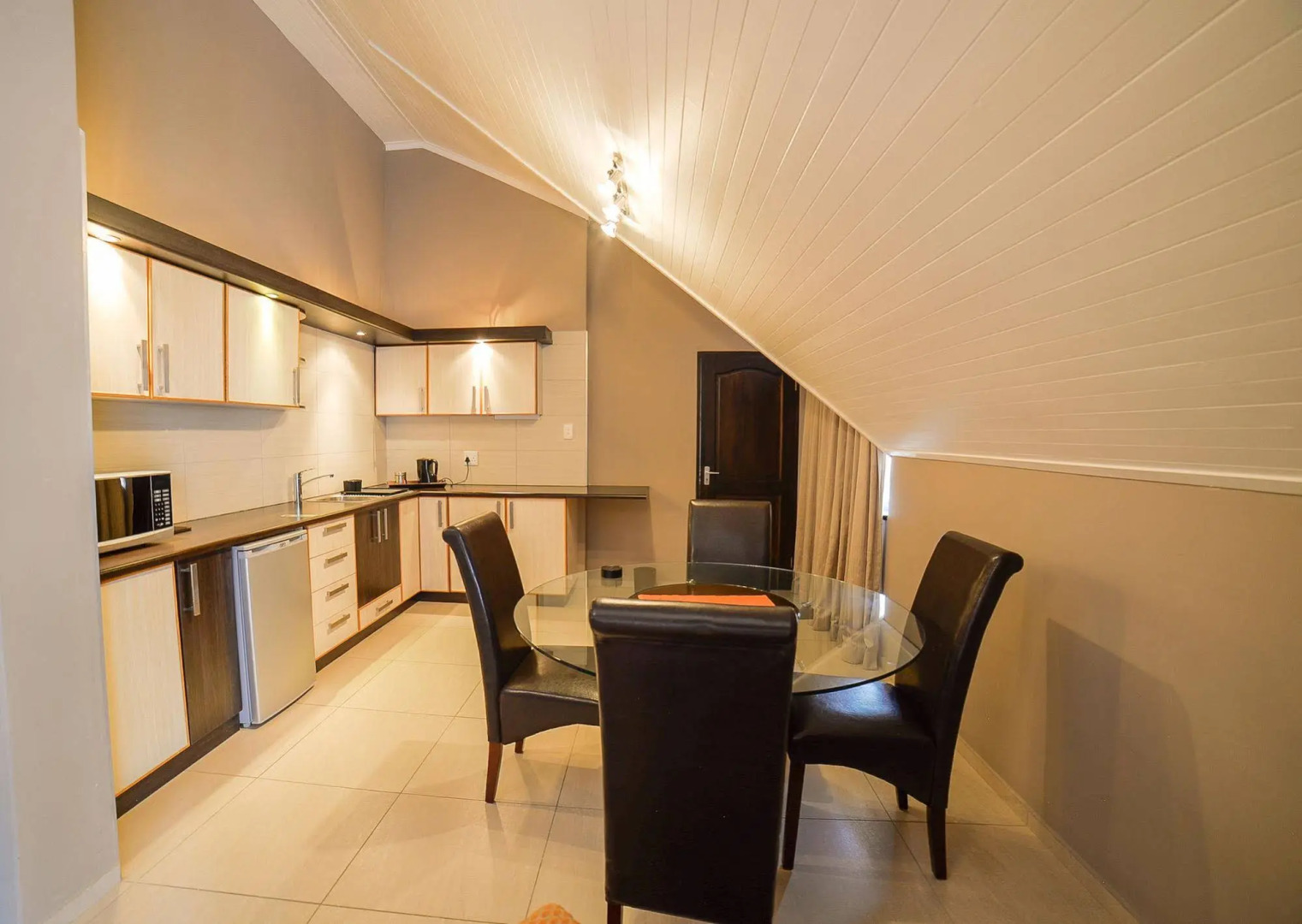 Swakopmund Sands Hotel & Cottage