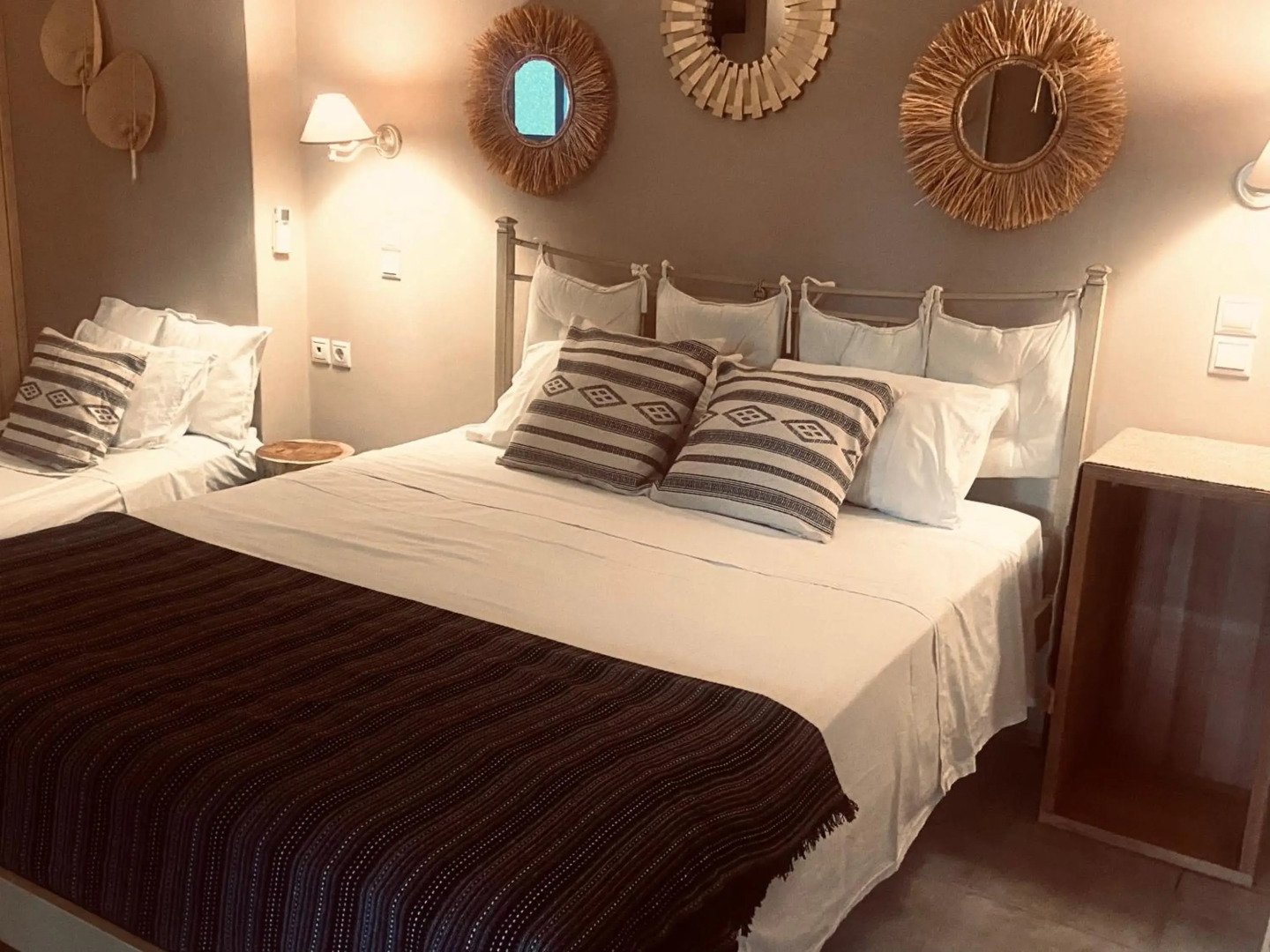 Efi & Sofia Apartments