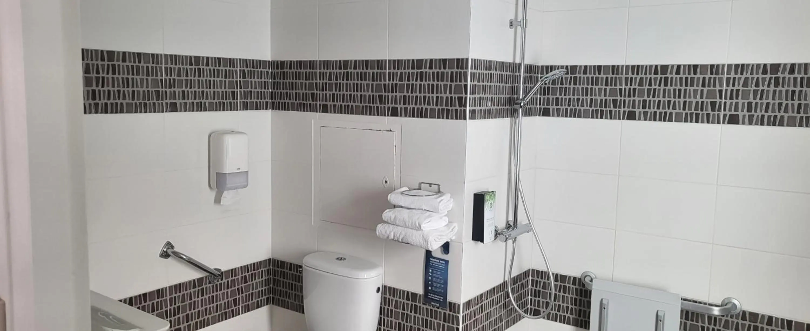 Kyriad Lille Est Villeneuve d'Ascq