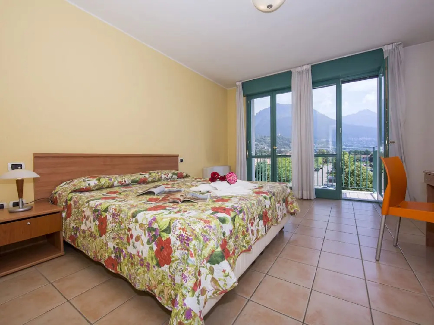 Modern Furnished Apartment With air Conditioning