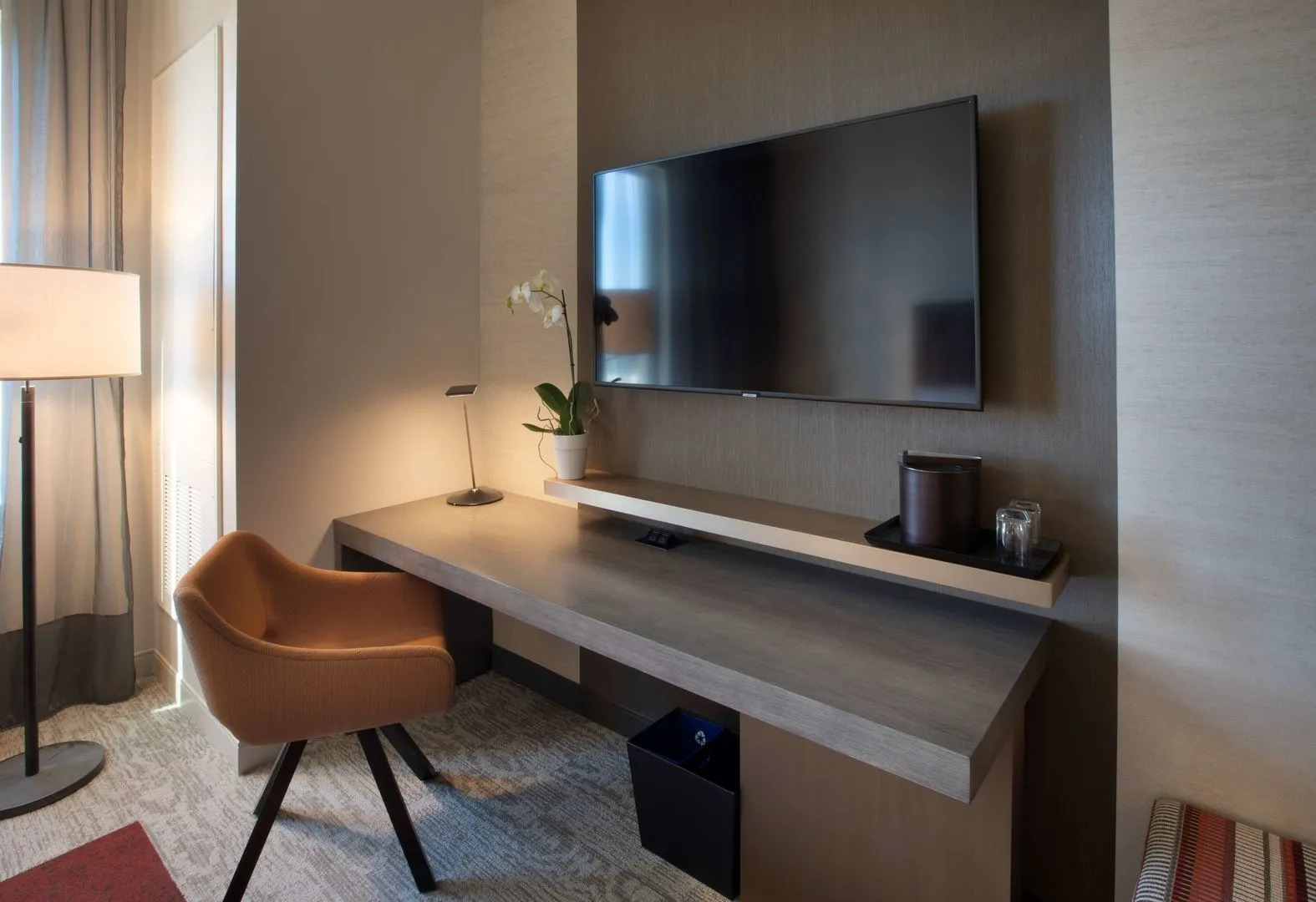 THesis Hotel Miami Coral Gables, Curio Collection by Hilton