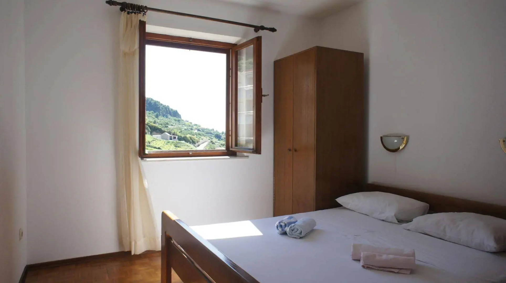 Villa Ana