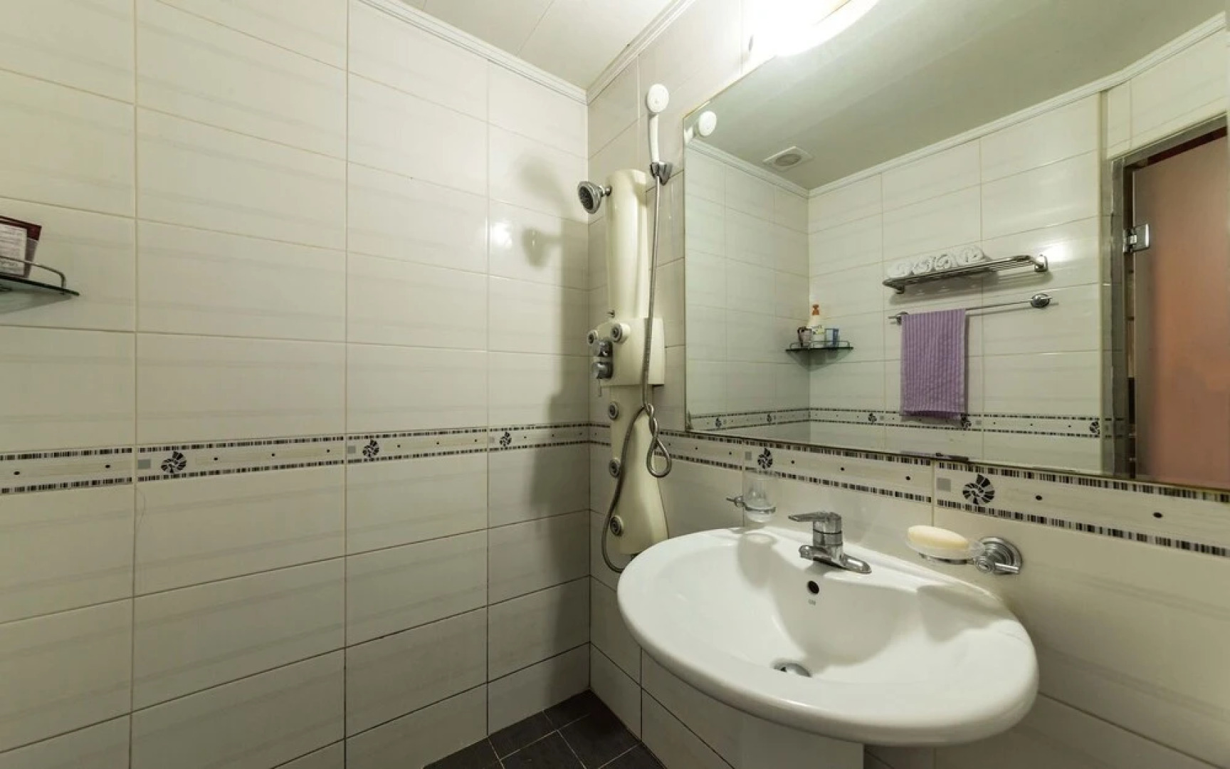 Inje Darrani Pension