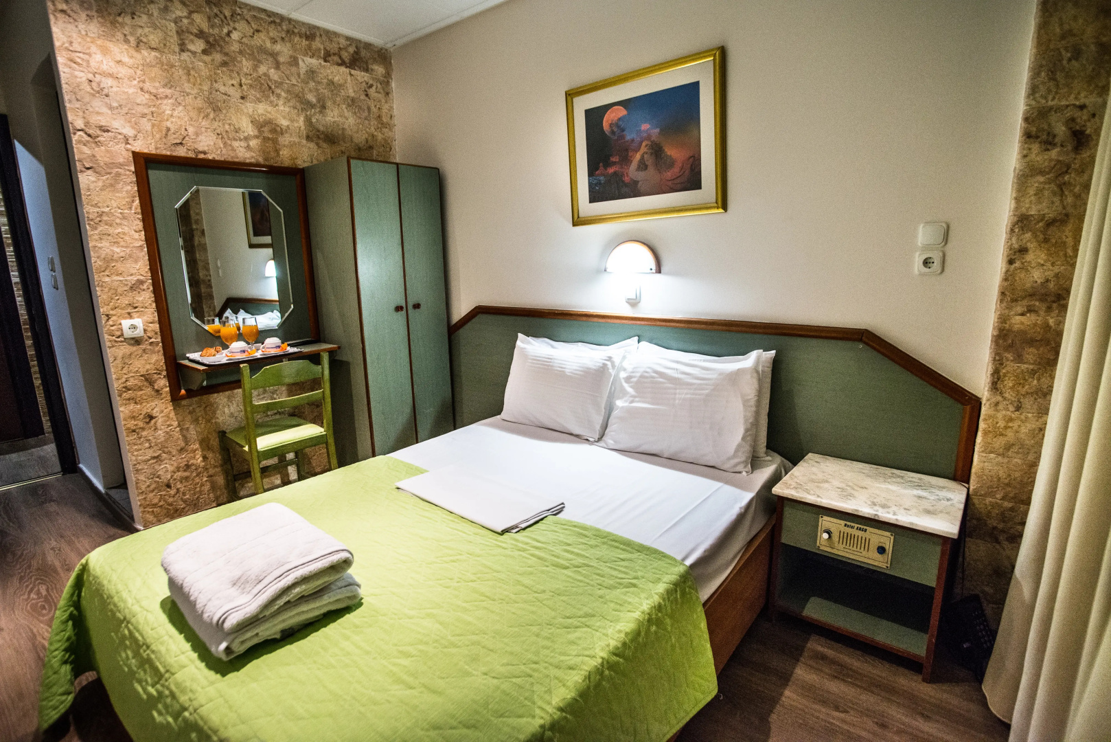 Argo Hotel